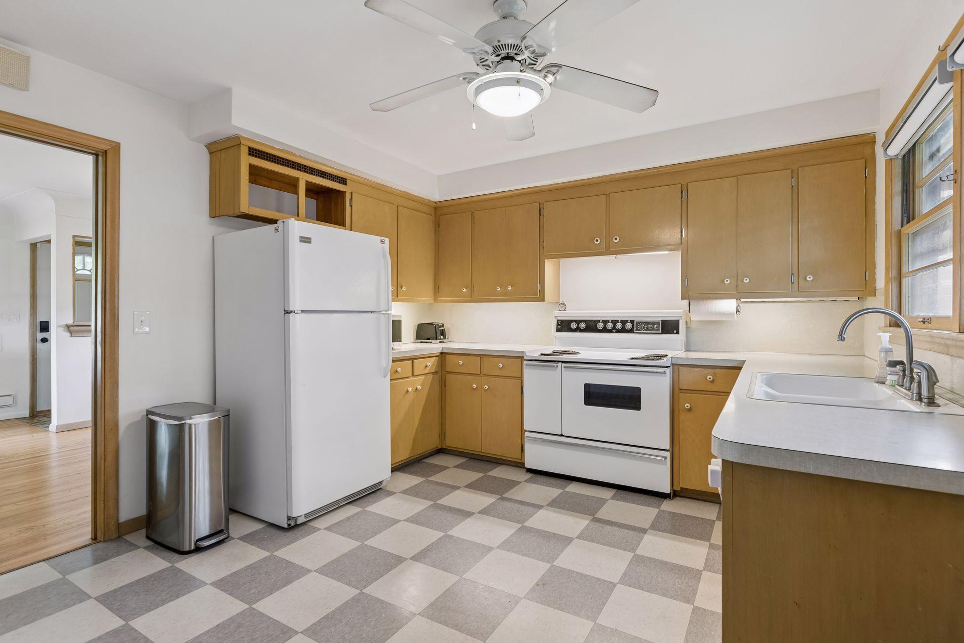 View of Residential at 6032 Logan Avenue, Minneapolis MN 55419, Minneapolis (10 of 23) - Mike Wilen | Minnesota Team Real Estate