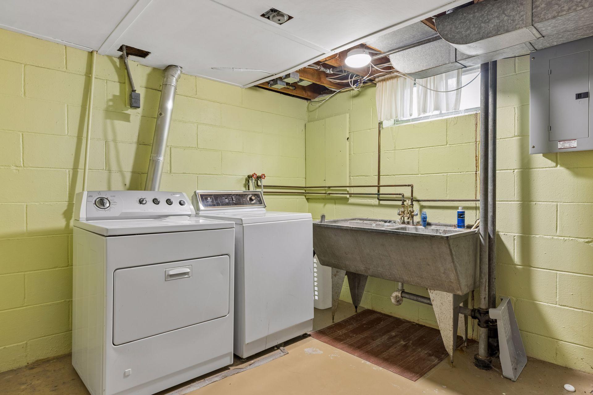 View of Residential at 6032 Logan Avenue, Minneapolis MN 55419, Minneapolis (22 of 23) - Mike Wilen | Minnesota Team Real Estate