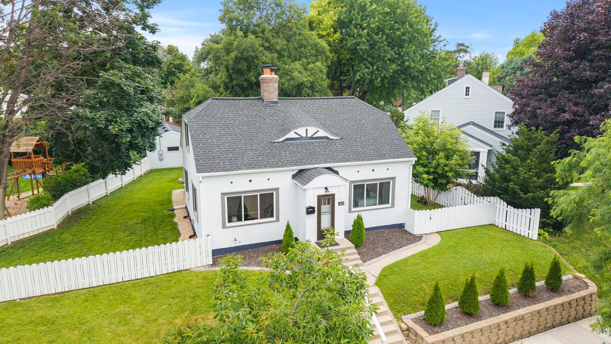 View of Residential at 2820 Cleveland Street, Minneapolis MN 55418, Minneapolis (28 of 33) - Mike Wilen | Minnesota Team Real Estate