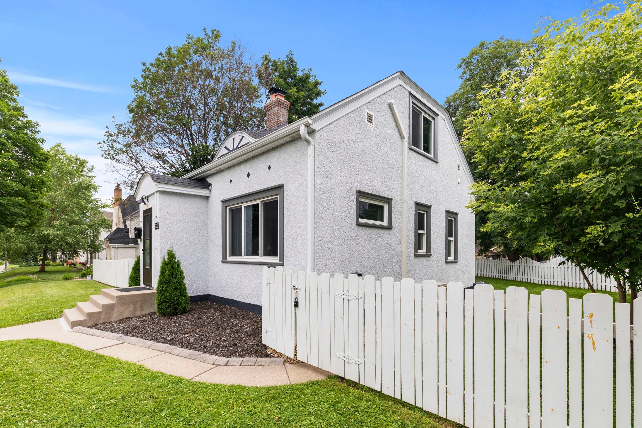 View of Residential at 2820 Cleveland Street, Minneapolis MN 55418, Minneapolis (29 of 33) - Mike Wilen | Minnesota Team Real Estate