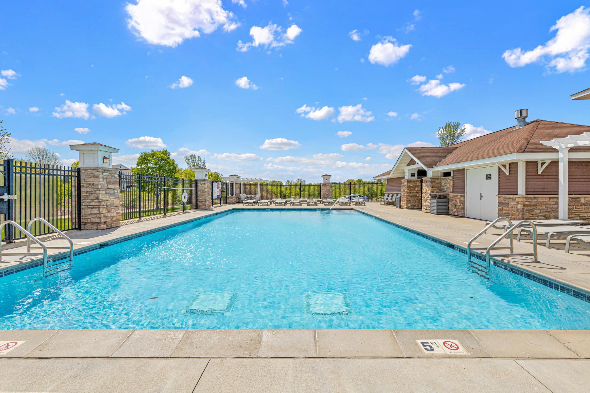 View of Residential at 1802 Colonial Lane #1, Chanhassen MN 55317, Chanhassen (31 of 36) - Mike Wilen | Minnesota Team Real Estate