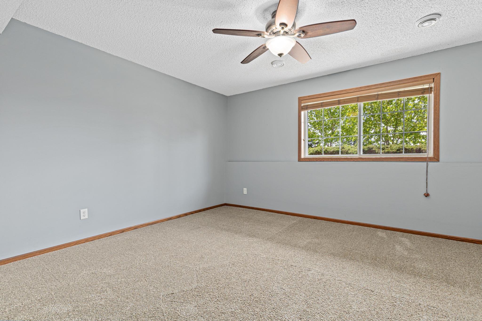 View of Residential at 1802 Colonial Lane #1, Chanhassen MN 55317, Chanhassen (26 of 36) - Mike Wilen | Minnesota Team Real Estate