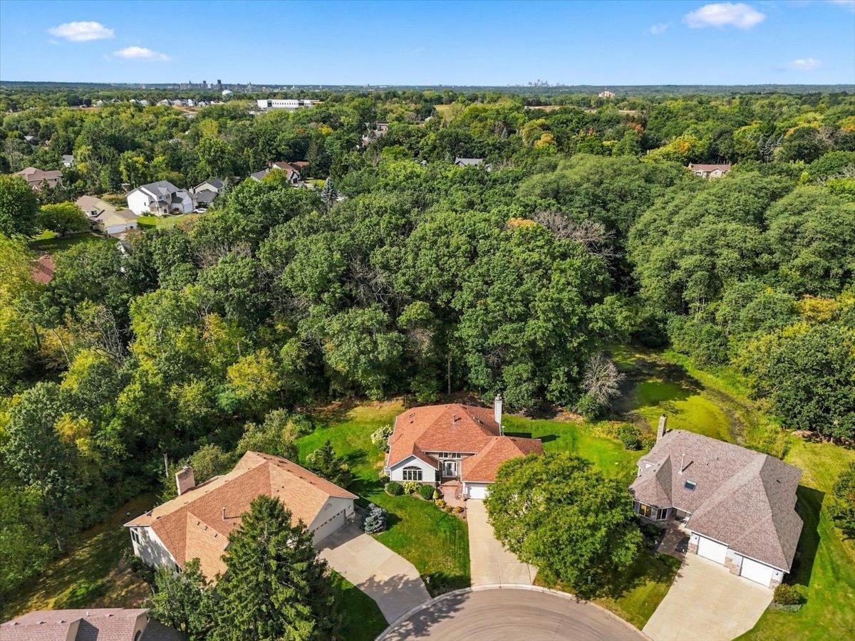 View of Residential at 1579 Mary Street, Maplewood MN 55119, Maplewood (29 of 30) - Mike Wilen | Minnesota Team Real Estate