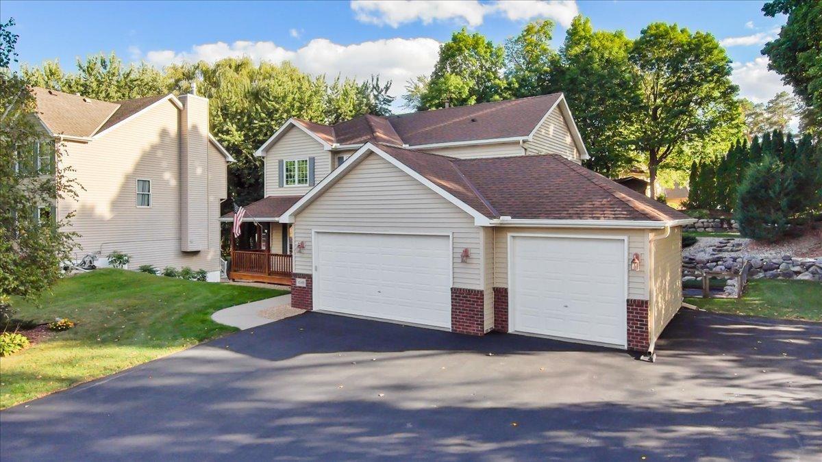 View of Residential at 8549 Woodland Curve, Saint Bonifacius MN 55375, Saint Bonifacius (53 of 54) - Mike Wilen | Minnesota Team Real Estate