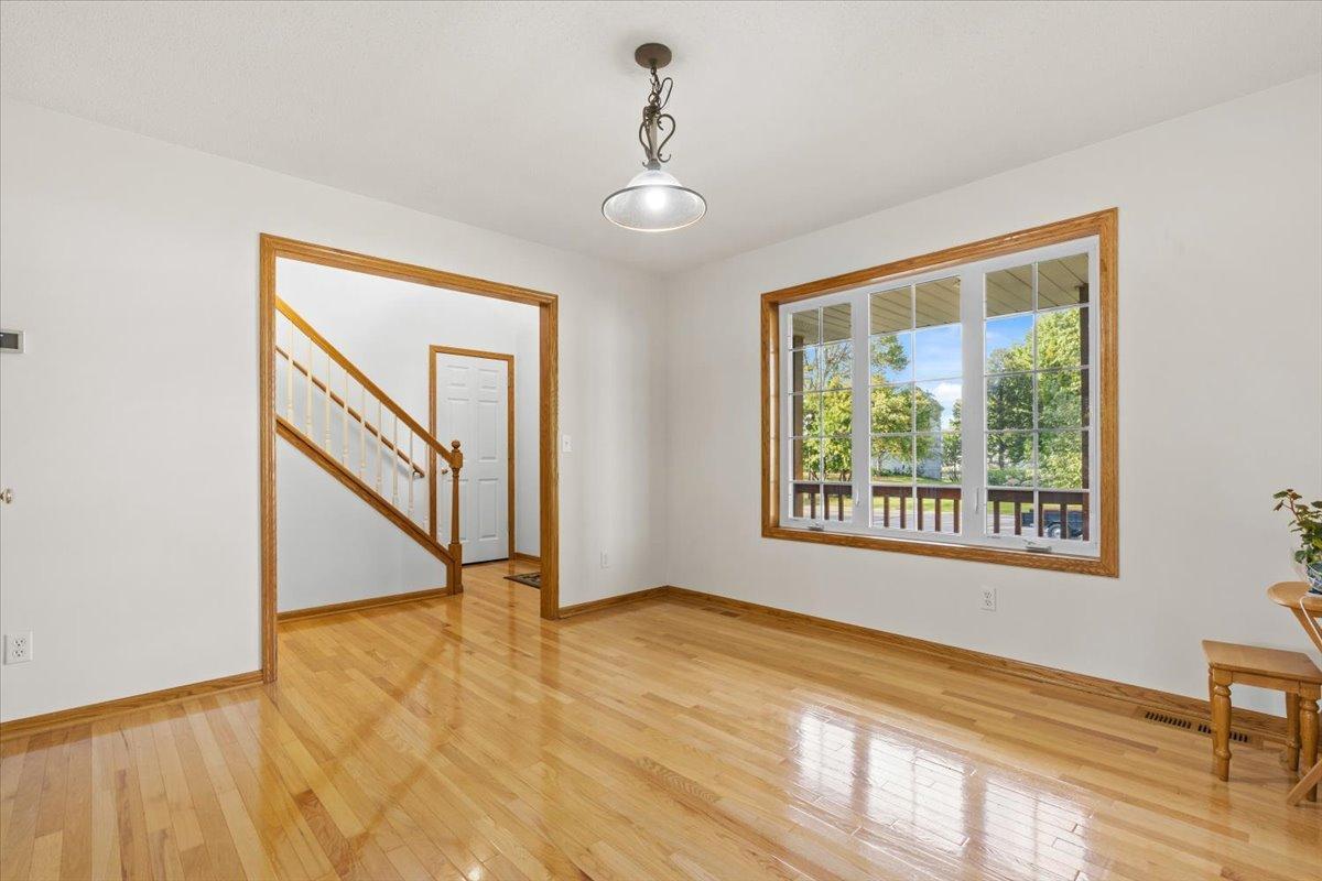 View of Residential at 8549 Woodland Curve, Saint Bonifacius MN 55375, Saint Bonifacius (29 of 54) - Mike Wilen | Minnesota Team Real Estate
