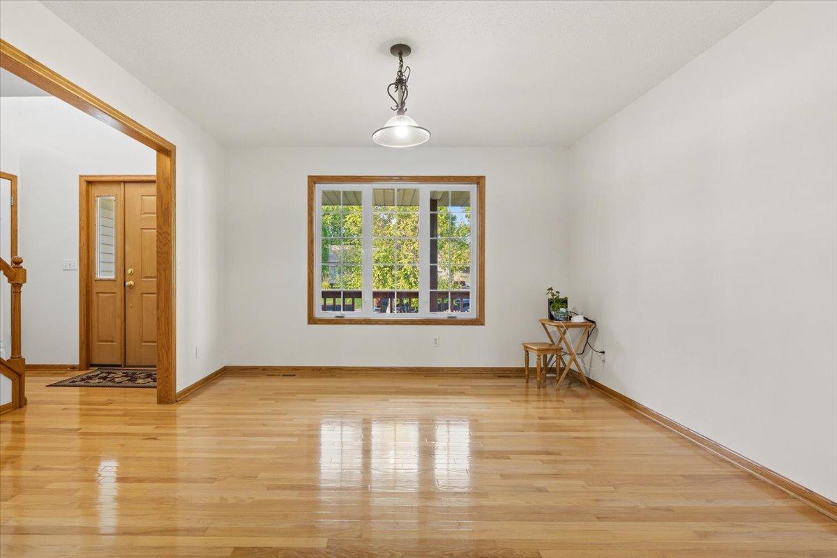 View of Residential at 8549 Woodland Curve, Saint Bonifacius MN 55375, Saint Bonifacius (28 of 54) - Mike Wilen | Minnesota Team Real Estate