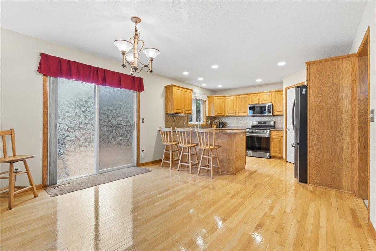 View of Residential at 8549 Woodland Curve, Saint Bonifacius MN 55375, Saint Bonifacius (13 of 54) - Mike Wilen | Minnesota Team Real Estate