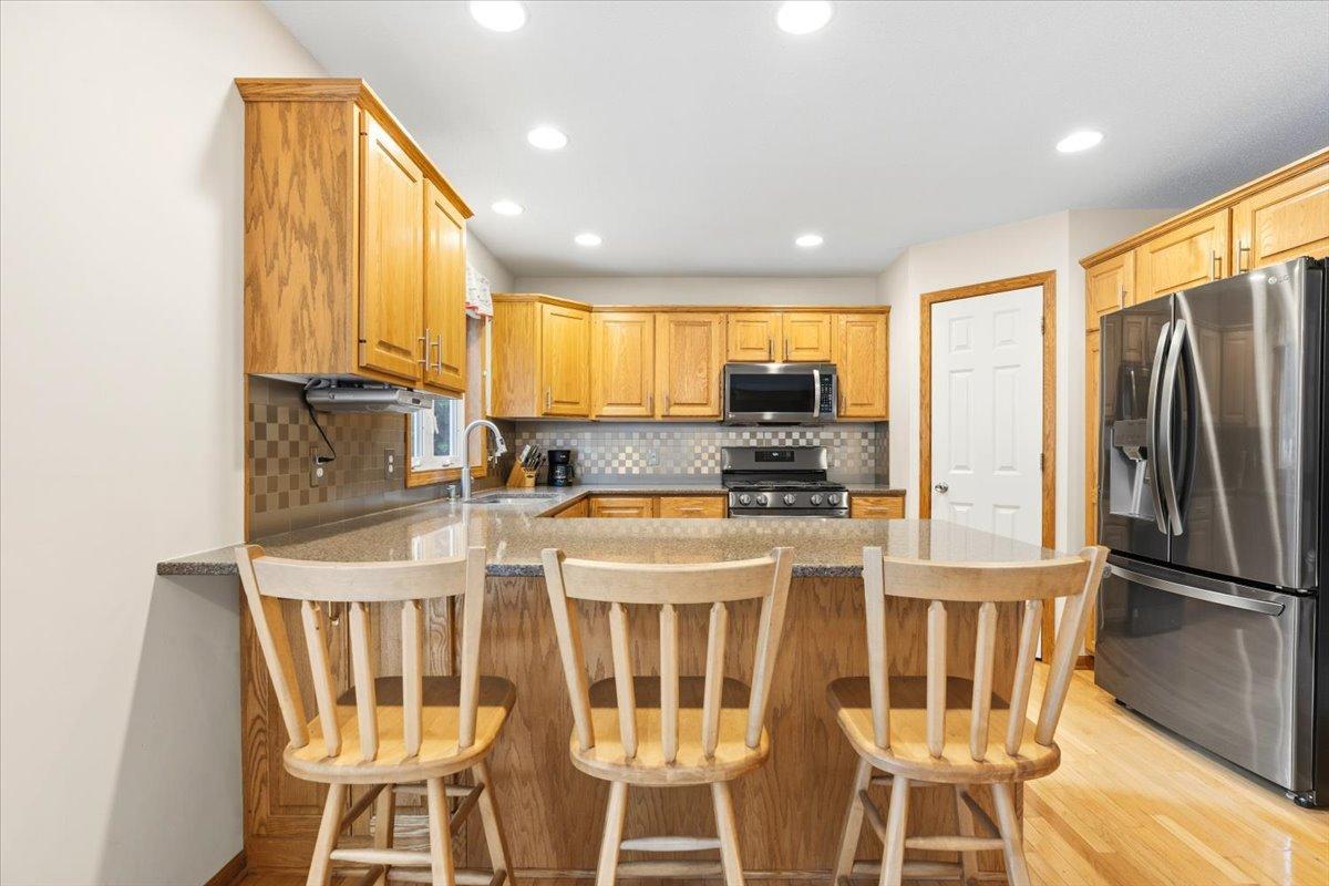 View of Residential at 8549 Woodland Curve, Saint Bonifacius MN 55375, Saint Bonifacius (7 of 54) - Mike Wilen | Minnesota Team Real Estate