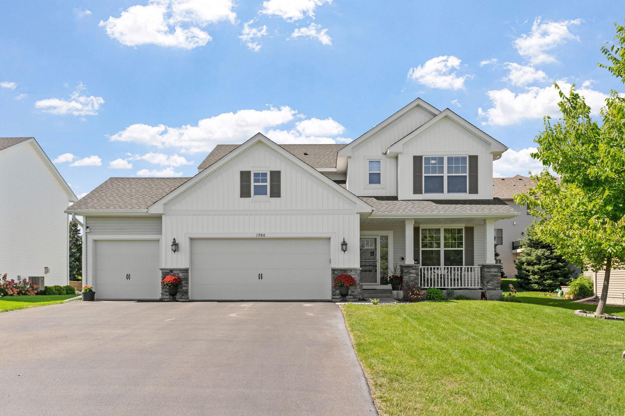 View of Single Family at 1986 Red Oak Path, Shakopee - Mike Wilen | Minnesota Team Real Estate