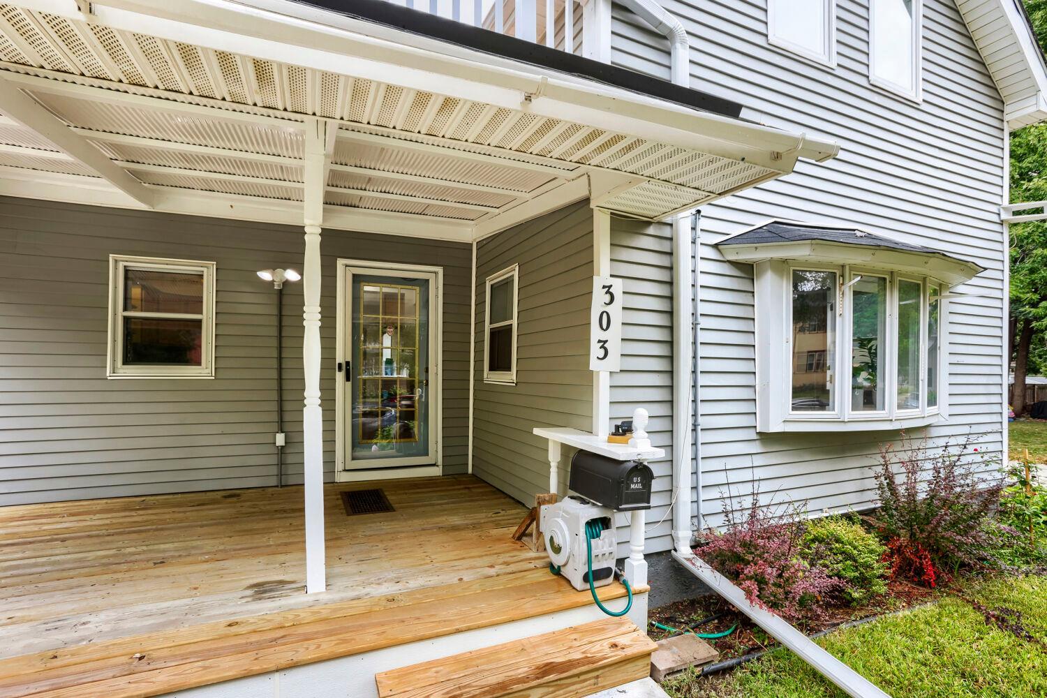 View of Residential at 303 Page Street, Saint Paul MN 55107, Saint Paul (4 of 30) - Mike Wilen | Minnesota Team Real Estate