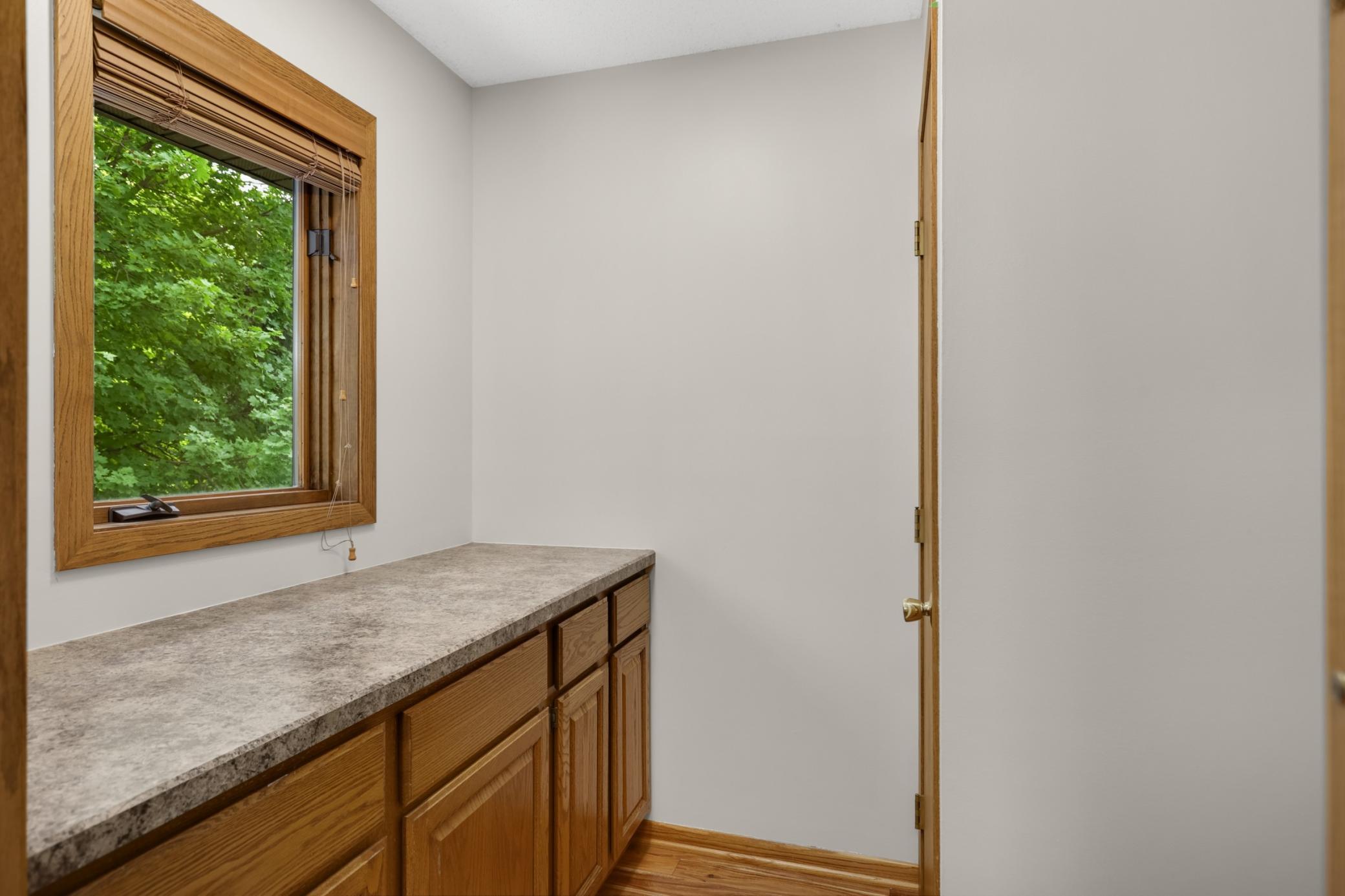 View of Residential at 2064 Pin Oak Drive, Eagan MN 55122, Eagan (13 of 46) - Mike Wilen | Minnesota Team Real Estate