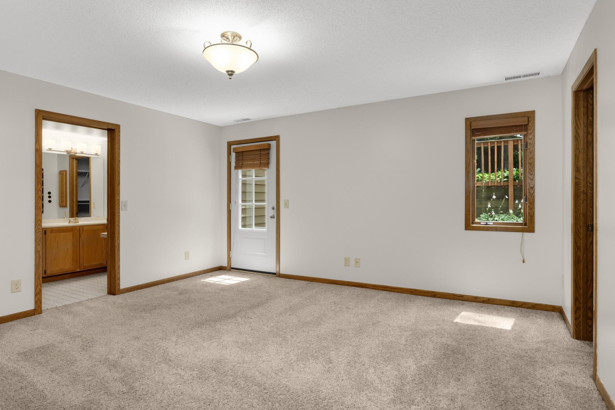 View of Residential at 2064 Pin Oak Drive, Eagan MN 55122, Eagan (26 of 46) - Mike Wilen | Minnesota Team Real Estate