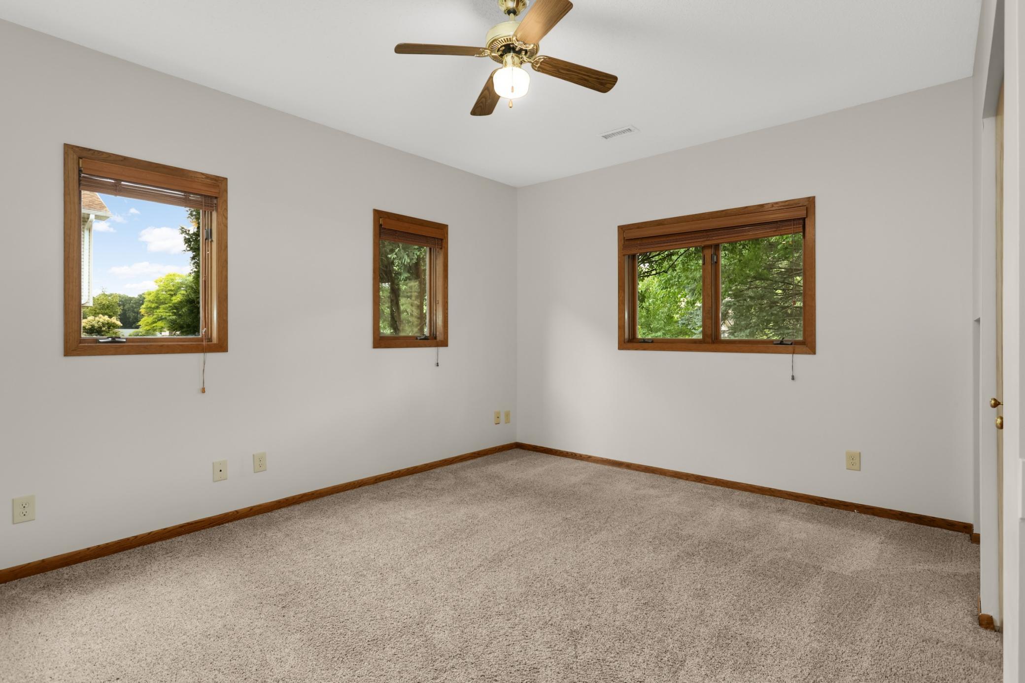 View of Residential at 2064 Pin Oak Drive, Eagan MN 55122, Eagan (31 of 46) - Mike Wilen | Minnesota Team Real Estate