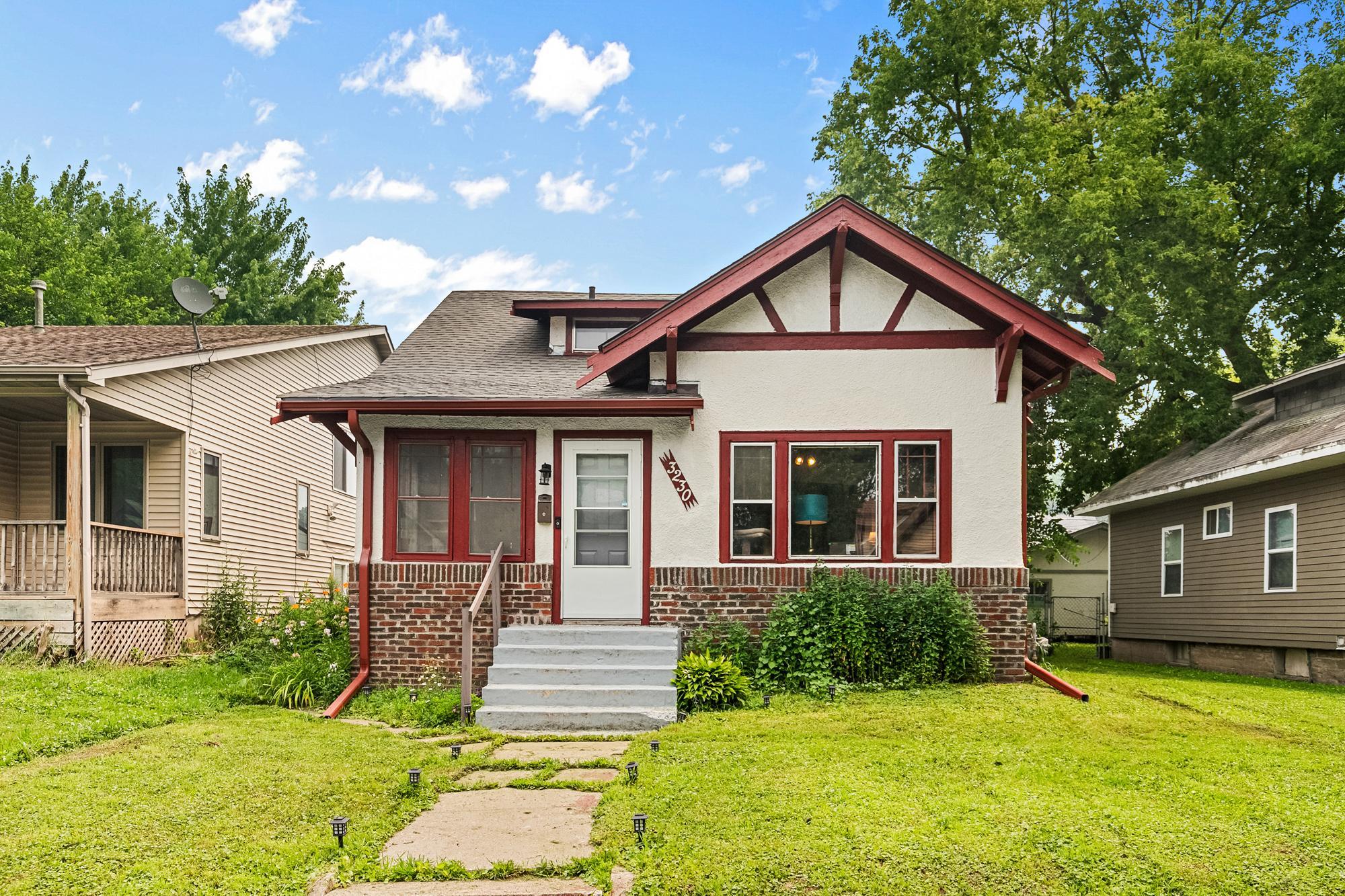 View of Single Family at 3230 Colfax Avenue, Minneapolis - Mike Wilen | Minnesota Team Real Estate