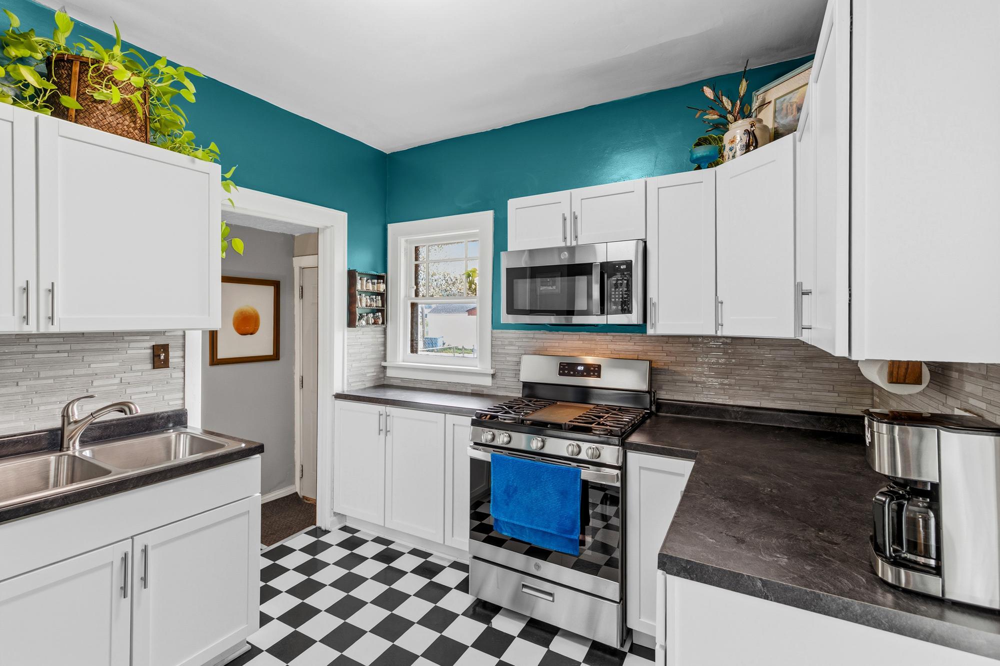 View of Residential at 3230 Colfax Avenue, Minneapolis MN 55412, Minneapolis (10 of 38) - Mike Wilen | Minnesota Team Real Estate