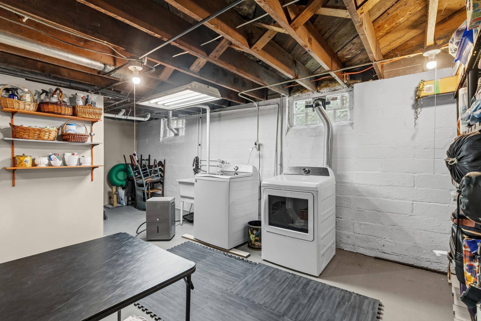 View of Residential at 3230 Colfax Avenue, Minneapolis MN 55412, Minneapolis (31 of 38) - Mike Wilen | Minnesota Team Real Estate