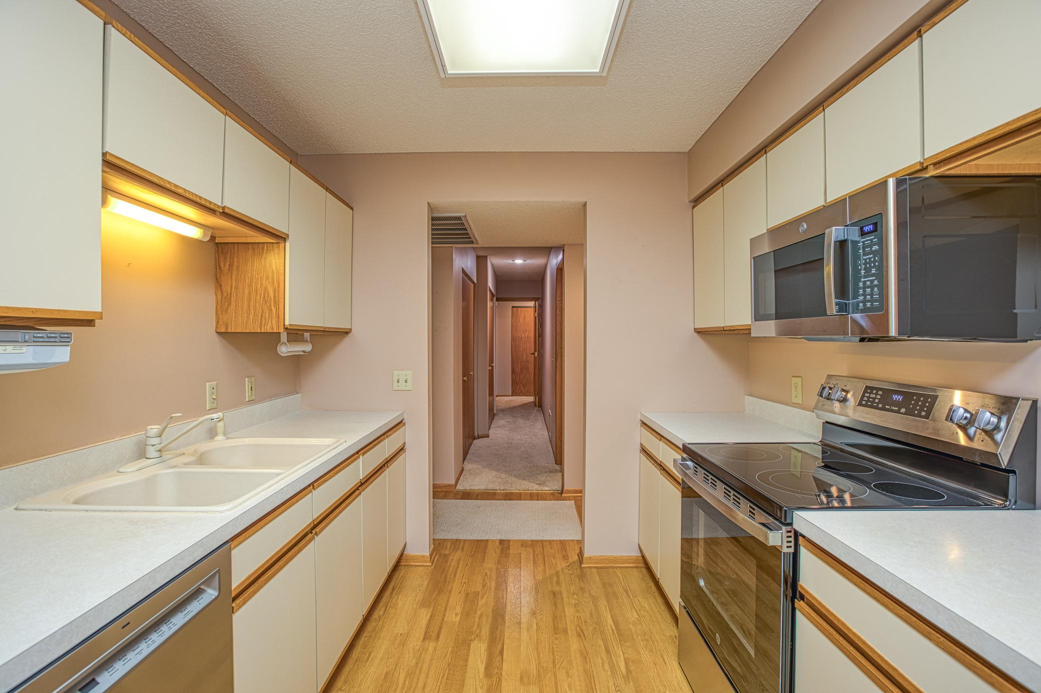 View of Residential at 14575 Burma Avenue #201, Rosemount MN 55068, Rosemount (8 of 25) - Mike Wilen | Minnesota Team Real Estate