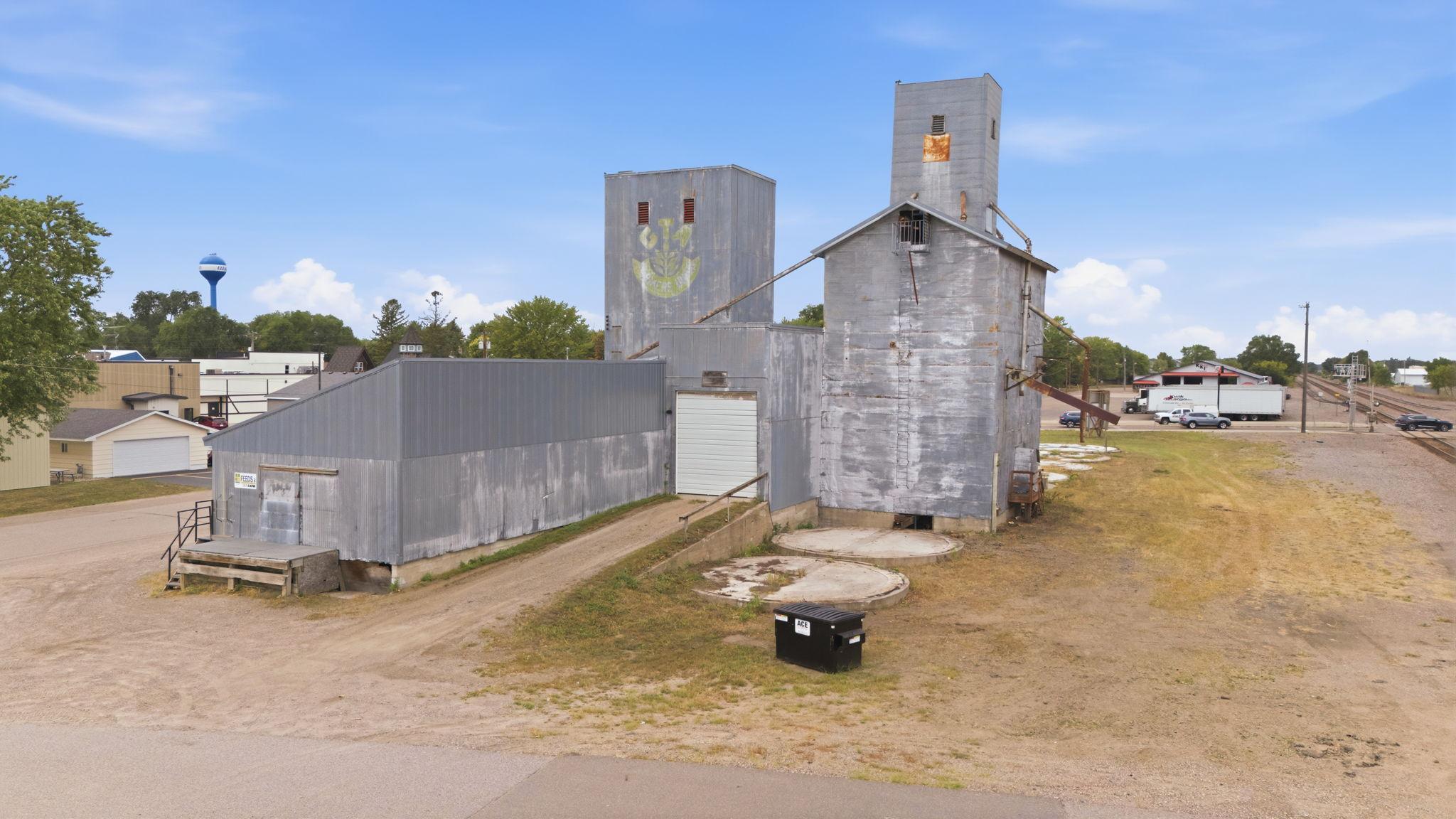 View of Commercial Sale at 7918 State Street, Clear Lake MN 55319, Clear Lake (15 of 30) - Mike Wilen | Minnesota Team Real Estate