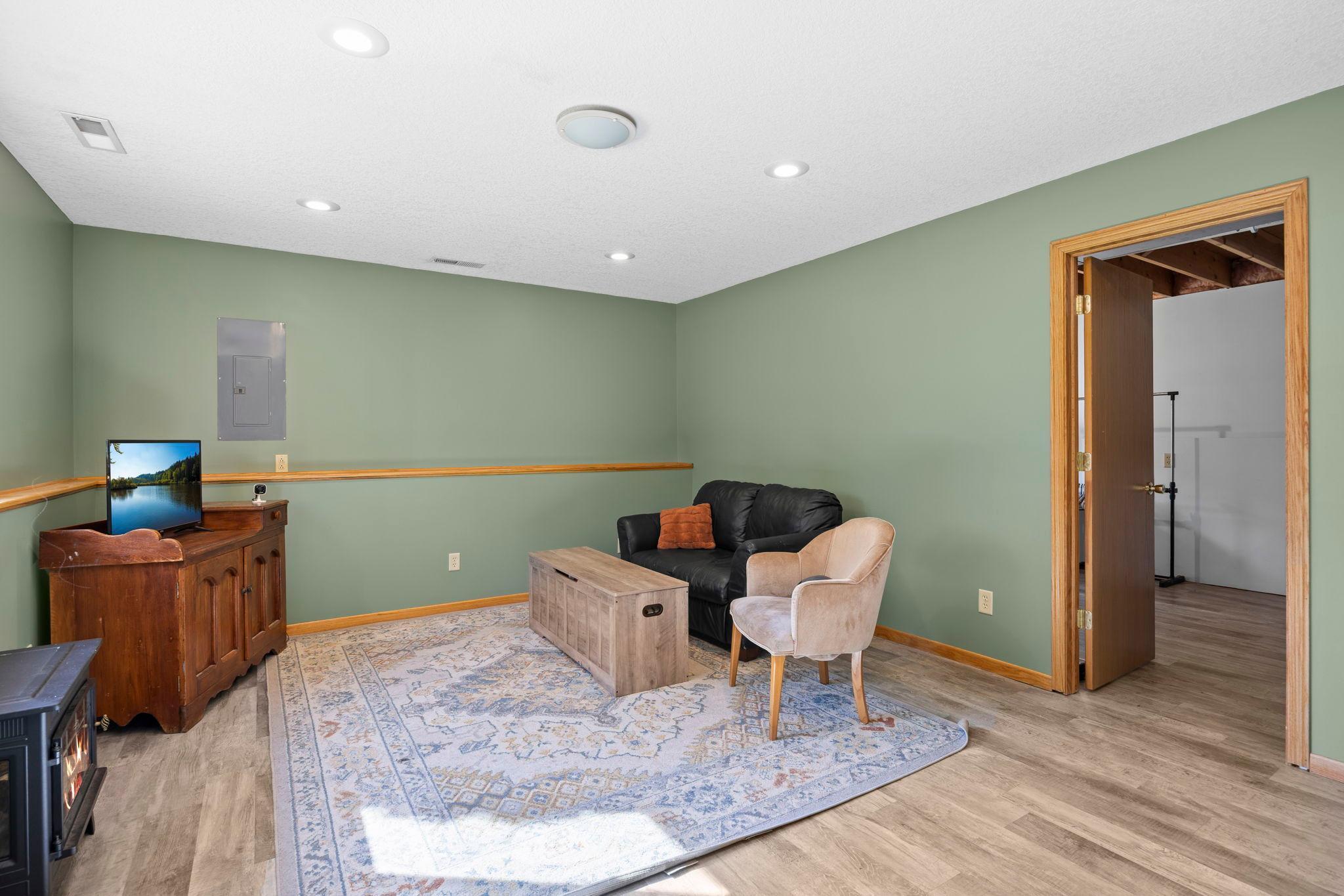 View of Residential at 132 Stuart Drive, Jordan MN 55352, Jordan (14 of 26) - Mike Wilen | Minnesota Team Real Estate