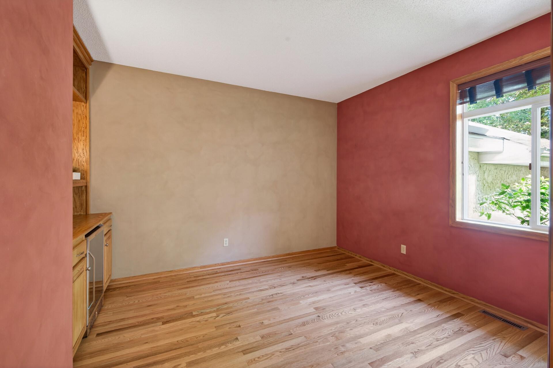 View of Residential at 370 Mendota Road, West Saint Paul MN 55118, West Saint Paul (10 of 63) - Mike Wilen | Minnesota Team Real Estate