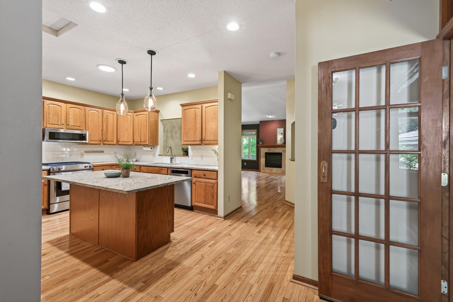 View of Residential at 370 Mendota Road, West Saint Paul MN 55118, West Saint Paul (12 of 63) - Mike Wilen | Minnesota Team Real Estate