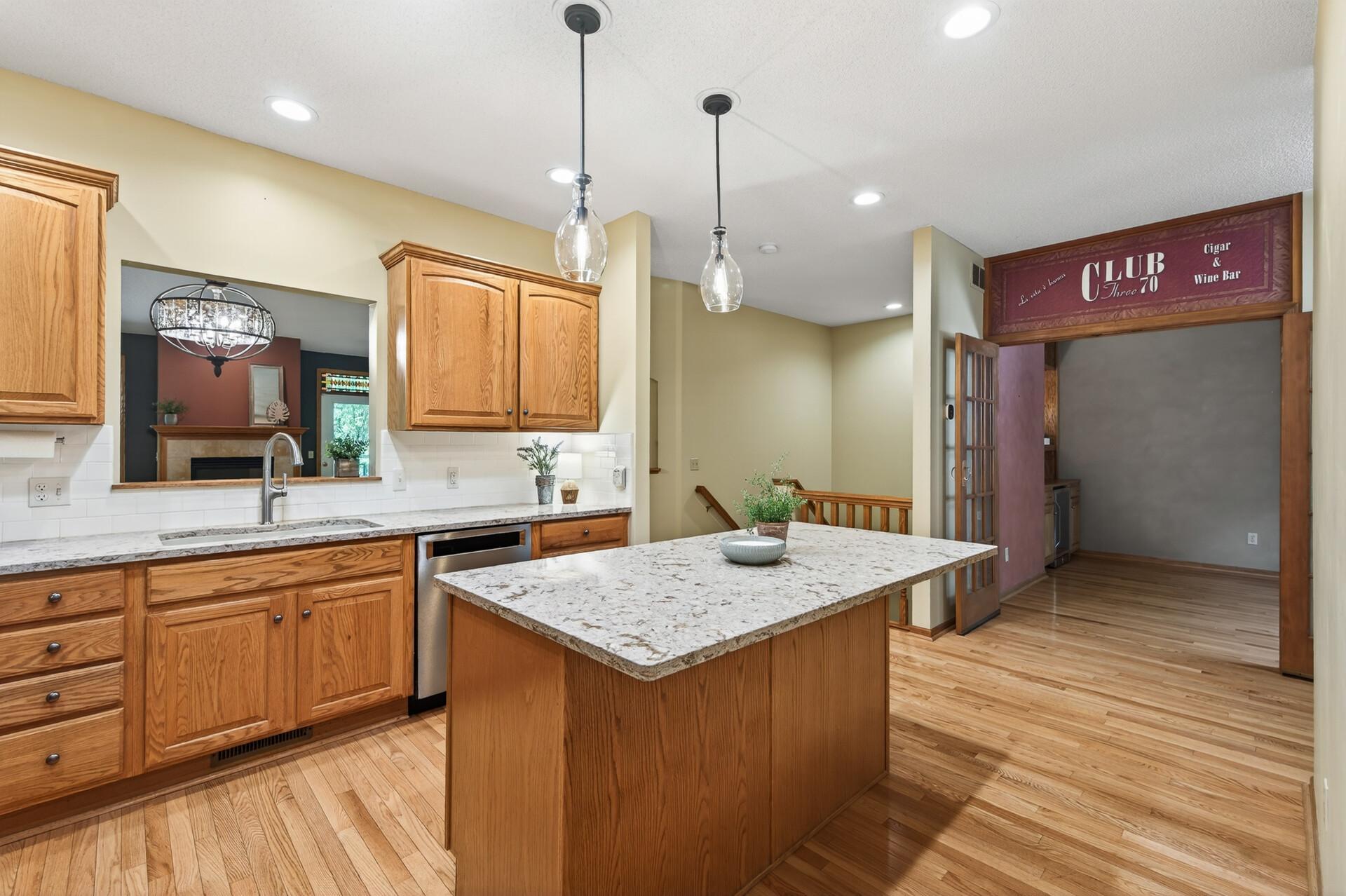 View of Residential at 370 Mendota Road, West Saint Paul MN 55118, West Saint Paul (17 of 63) - Mike Wilen | Minnesota Team Real Estate
