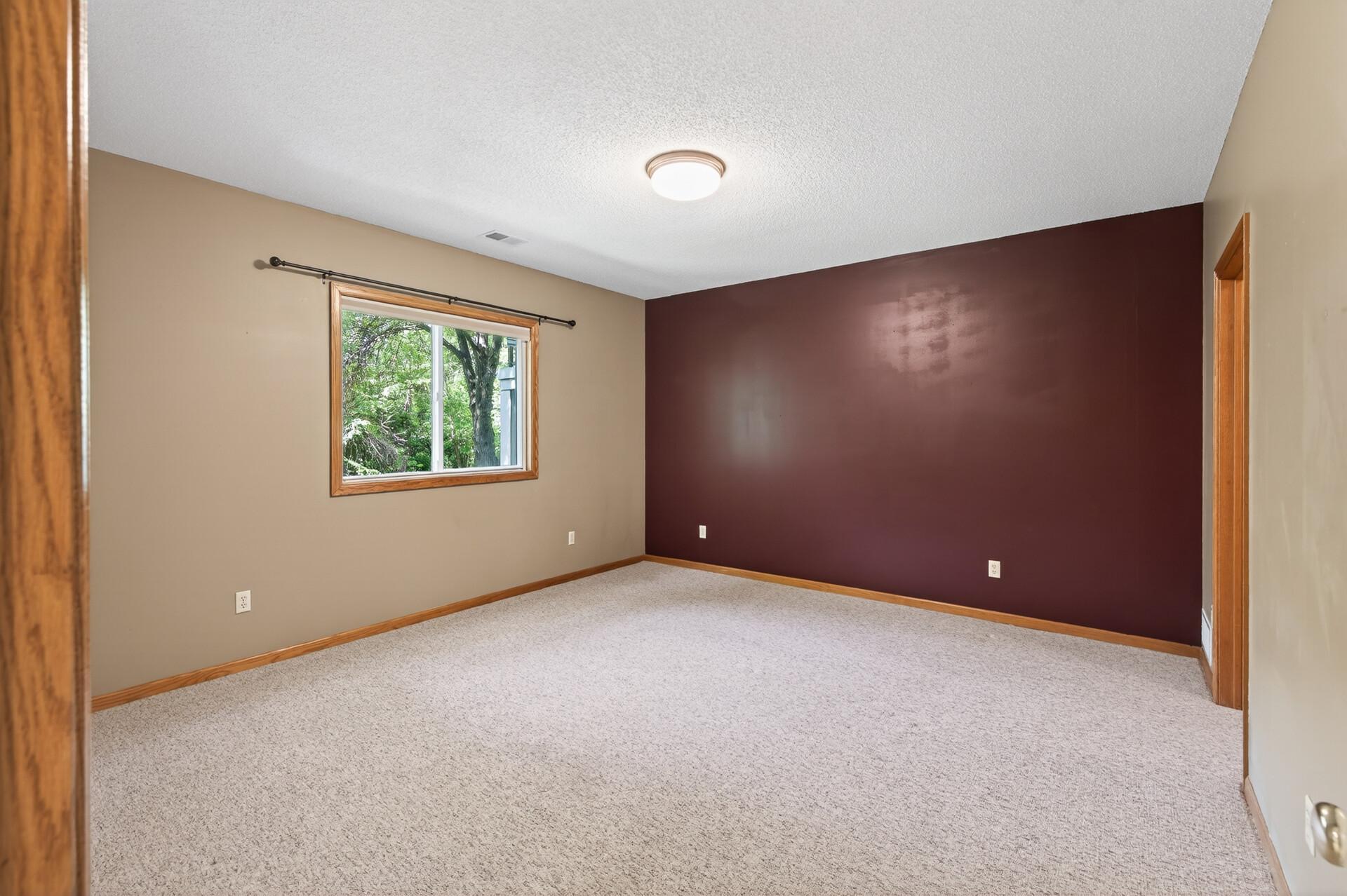 View of Residential at 370 Mendota Road, West Saint Paul MN 55118, West Saint Paul (44 of 63) - Mike Wilen | Minnesota Team Real Estate