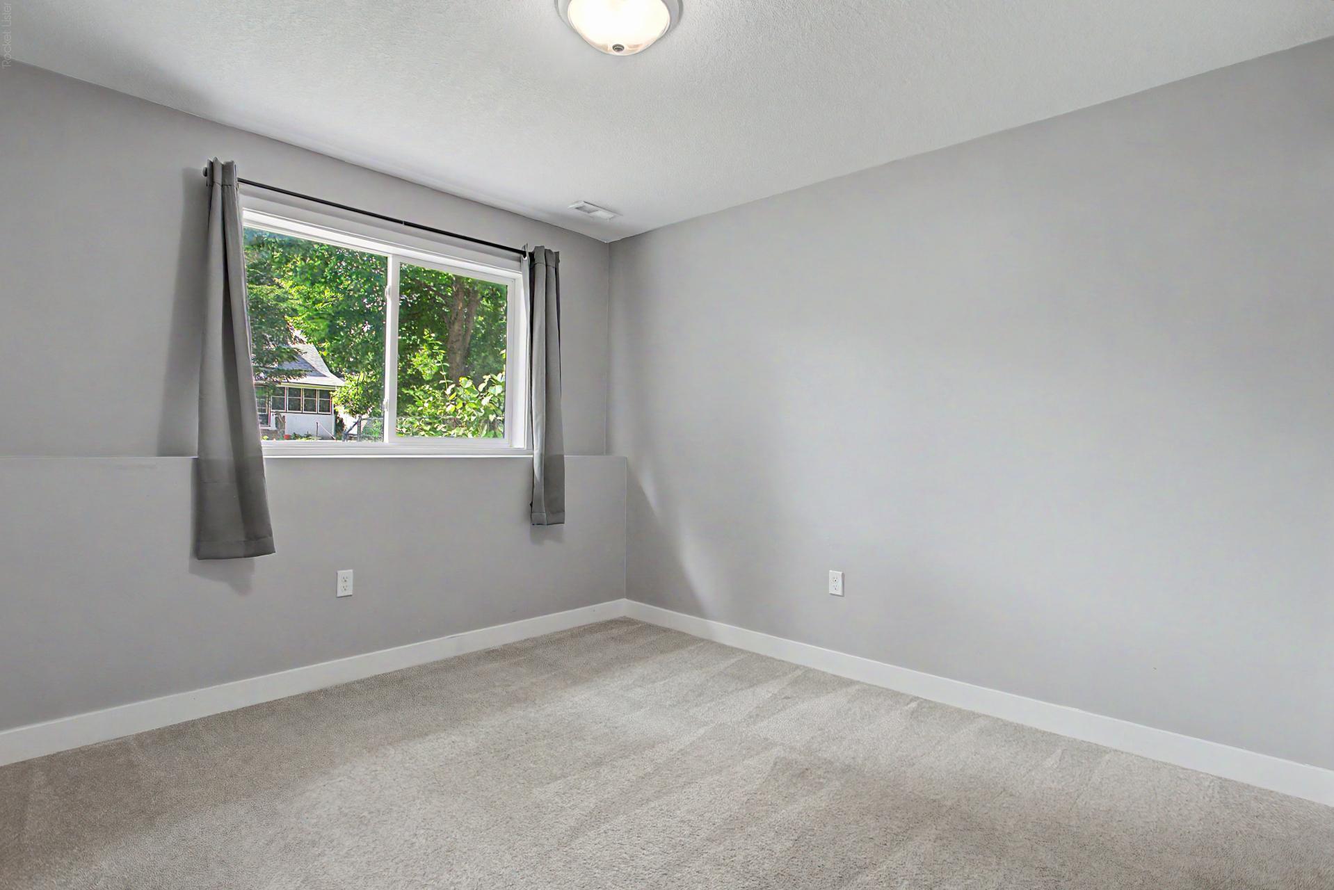 View of Residential at 953 Wilson Avenue, Saint Paul MN 55106, Saint Paul (11 of 25) - Mike Wilen | Minnesota Team Real Estate