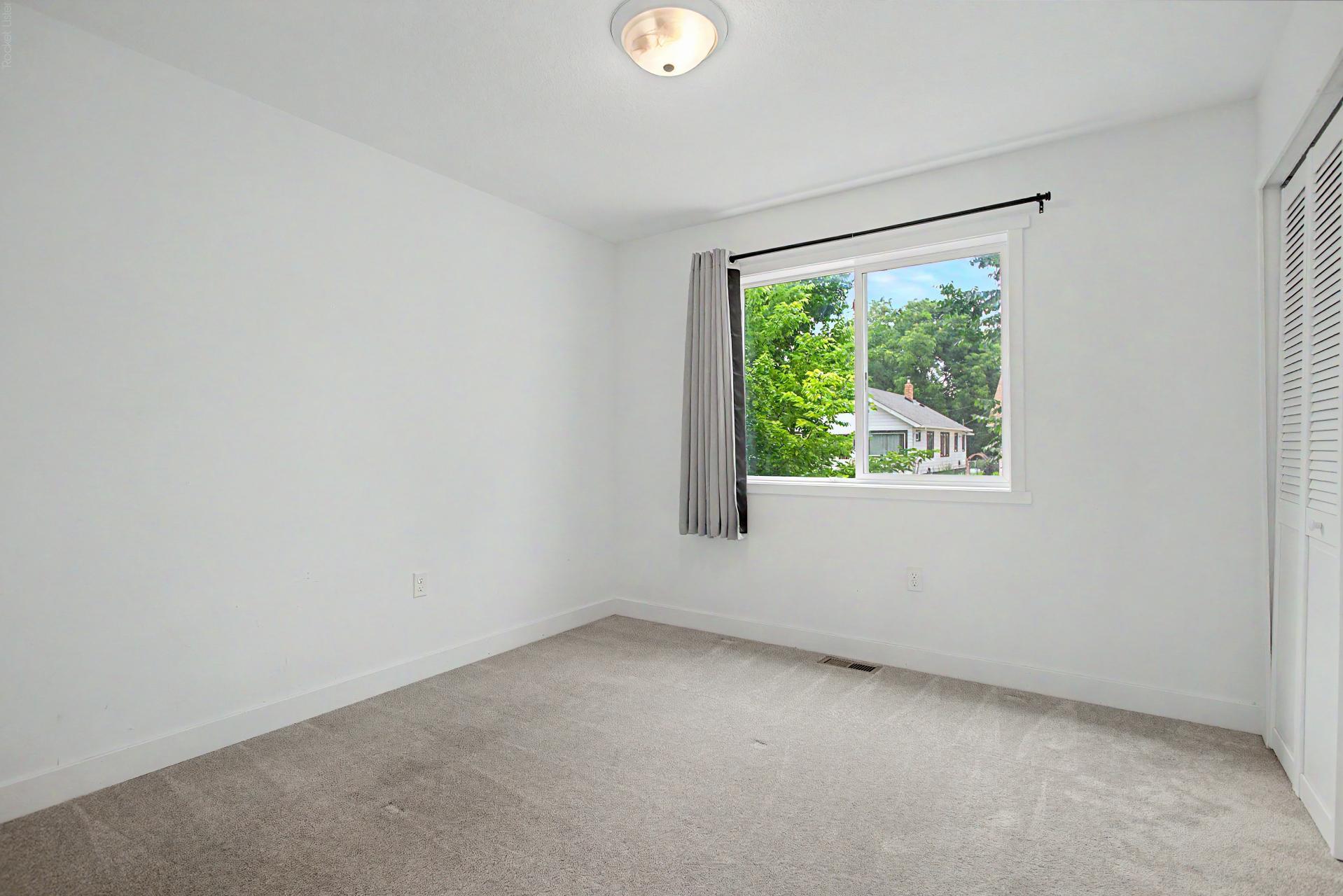 View of Residential at 953 Wilson Avenue, Saint Paul MN 55106, Saint Paul (14 of 25) - Mike Wilen | Minnesota Team Real Estate