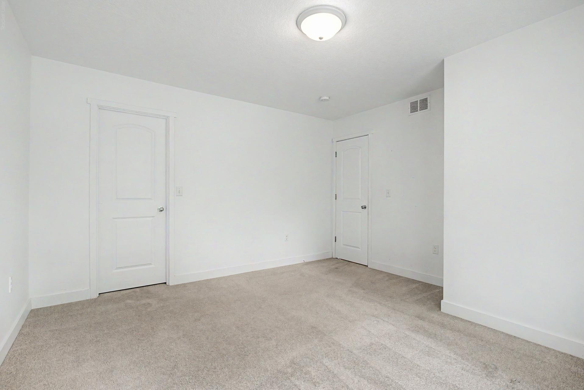 View of Residential at 953 Wilson Avenue, Saint Paul MN 55106, Saint Paul (15 of 25) - Mike Wilen | Minnesota Team Real Estate