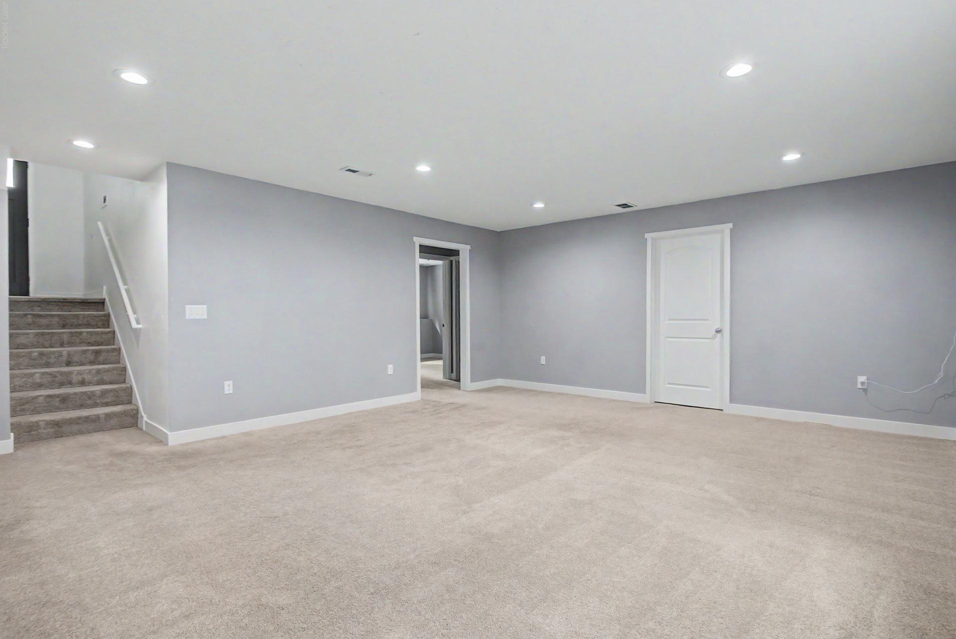 View of Residential at 953 Wilson Avenue, Saint Paul MN 55106, Saint Paul (19 of 25) - Mike Wilen | Minnesota Team Real Estate