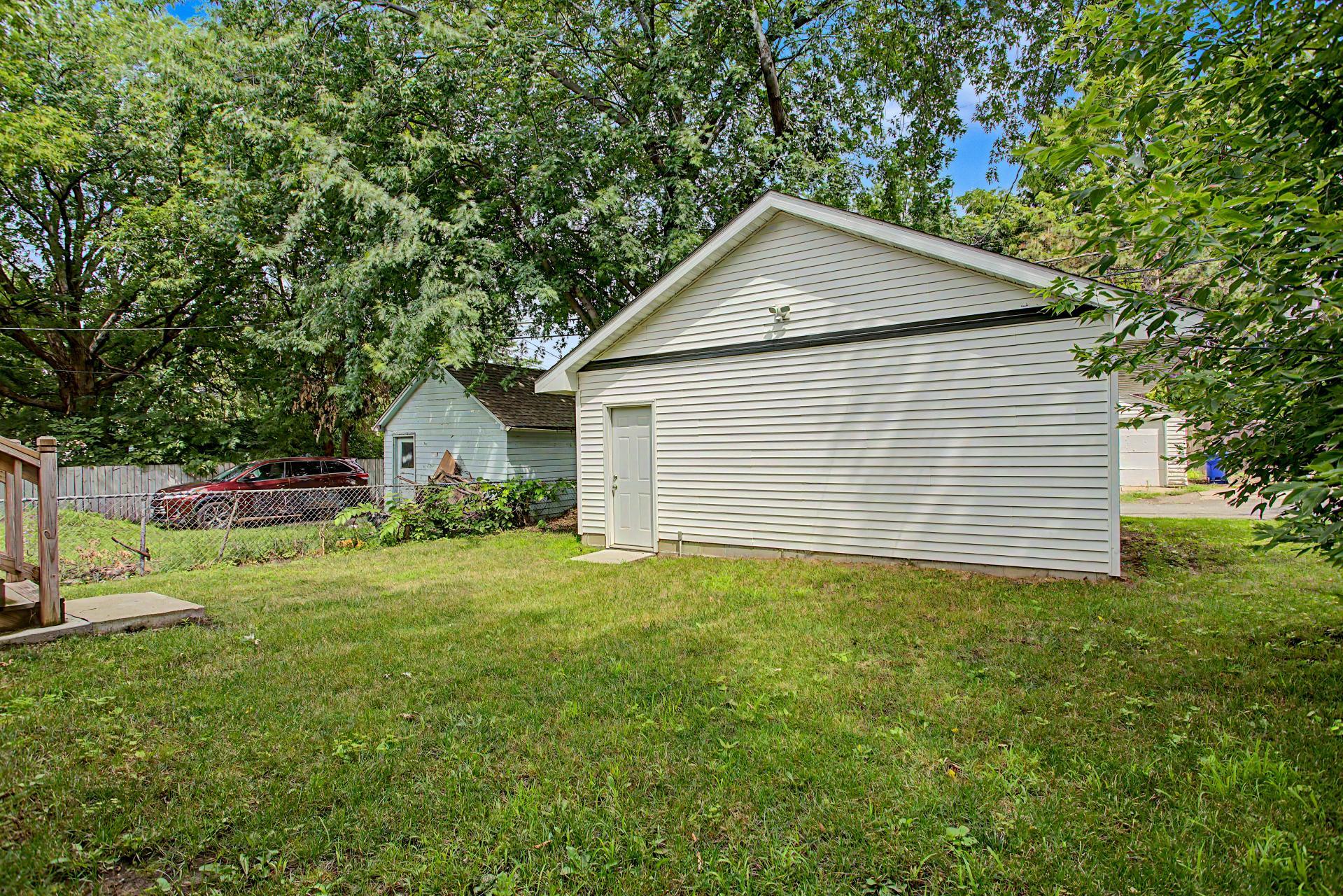 View of Residential at 953 Wilson Avenue, Saint Paul MN 55106, Saint Paul (23 of 25) - Mike Wilen | Minnesota Team Real Estate