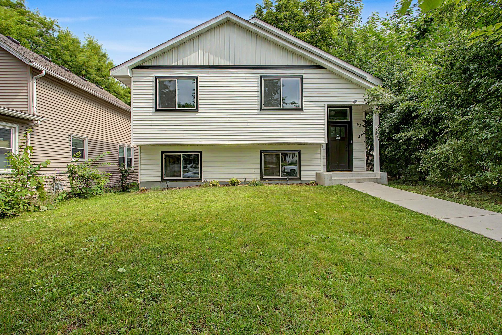 View of Residential at 953 Wilson Avenue, Saint Paul MN 55106, Saint Paul (24 of 25) - Mike Wilen | Minnesota Team Real Estate