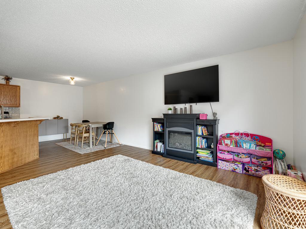 View of Residential at 336 Gironde Court, Woodbury MN 55125, Woodbury (3 of 15) - Mike Wilen | Minnesota Team Real Estate