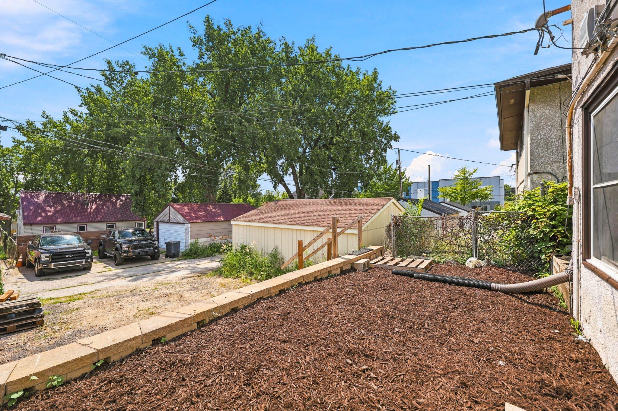 View of Residential Income at 518 37th Avenue, Minneapolis MN 55421, Minneapolis (20 of 69) - Mike Wilen | Minnesota Team Real Estate