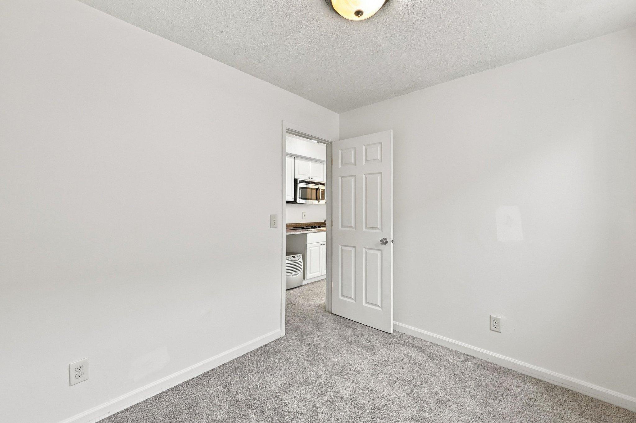 View of Residential Income at 518 37th Avenue, Minneapolis MN 55421, Minneapolis (27 of 69) - Mike Wilen | Minnesota Team Real Estate