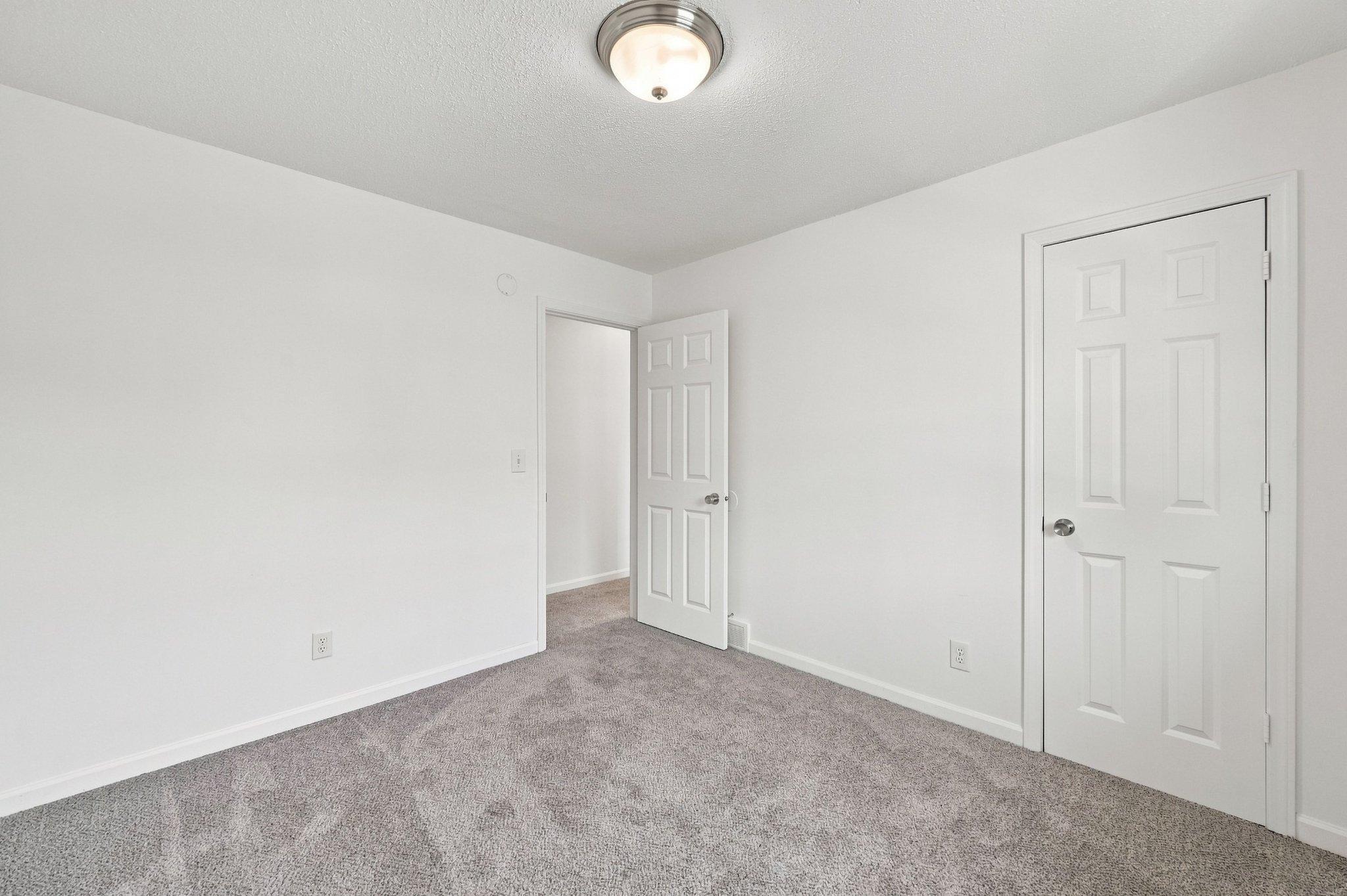View of Residential Income at 518 37th Avenue, Minneapolis MN 55421, Minneapolis (31 of 69) - Mike Wilen | Minnesota Team Real Estate