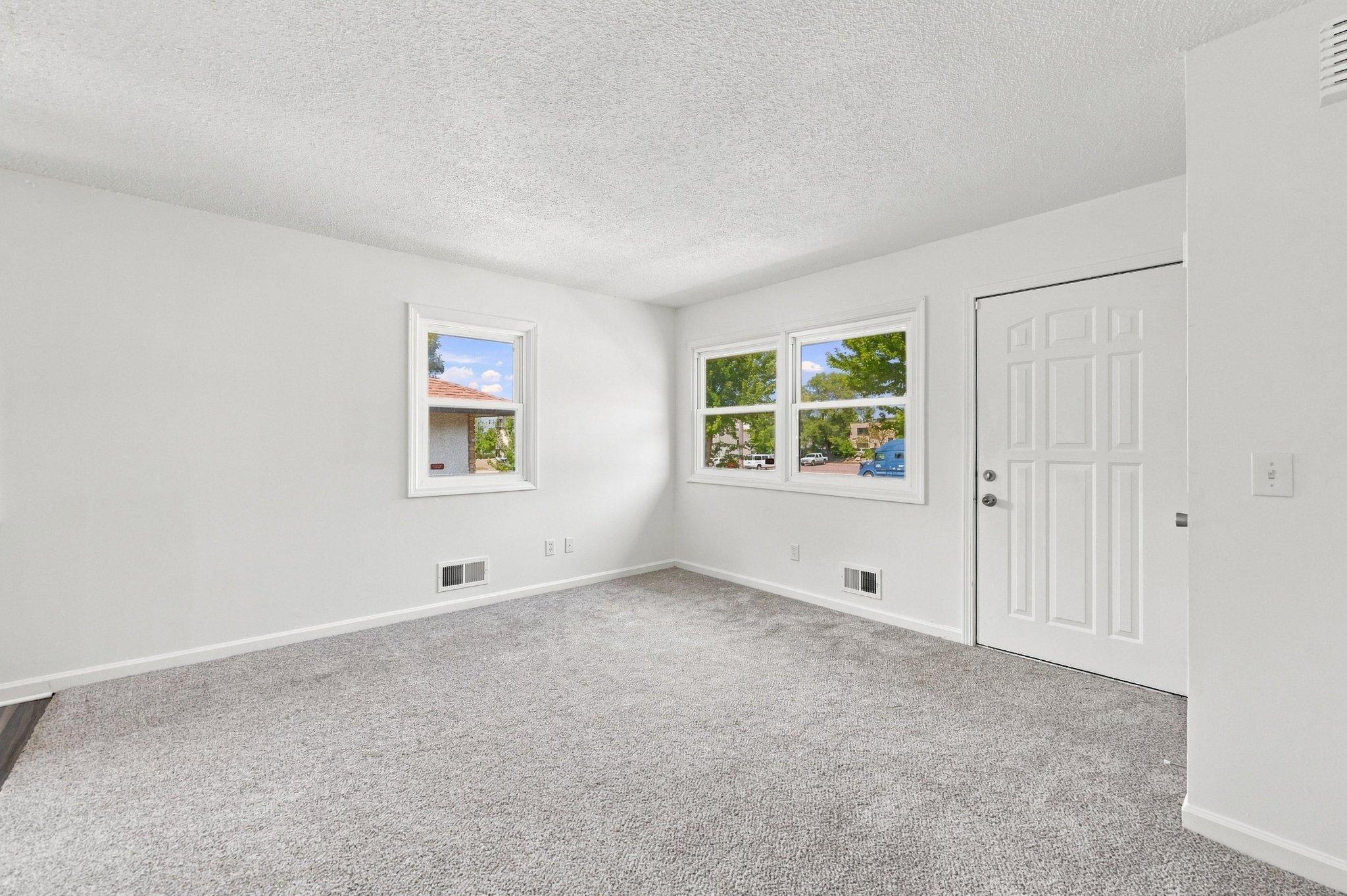 View of Residential Income at 518 37th Avenue, Minneapolis MN 55421, Minneapolis (34 of 69) - Mike Wilen | Minnesota Team Real Estate