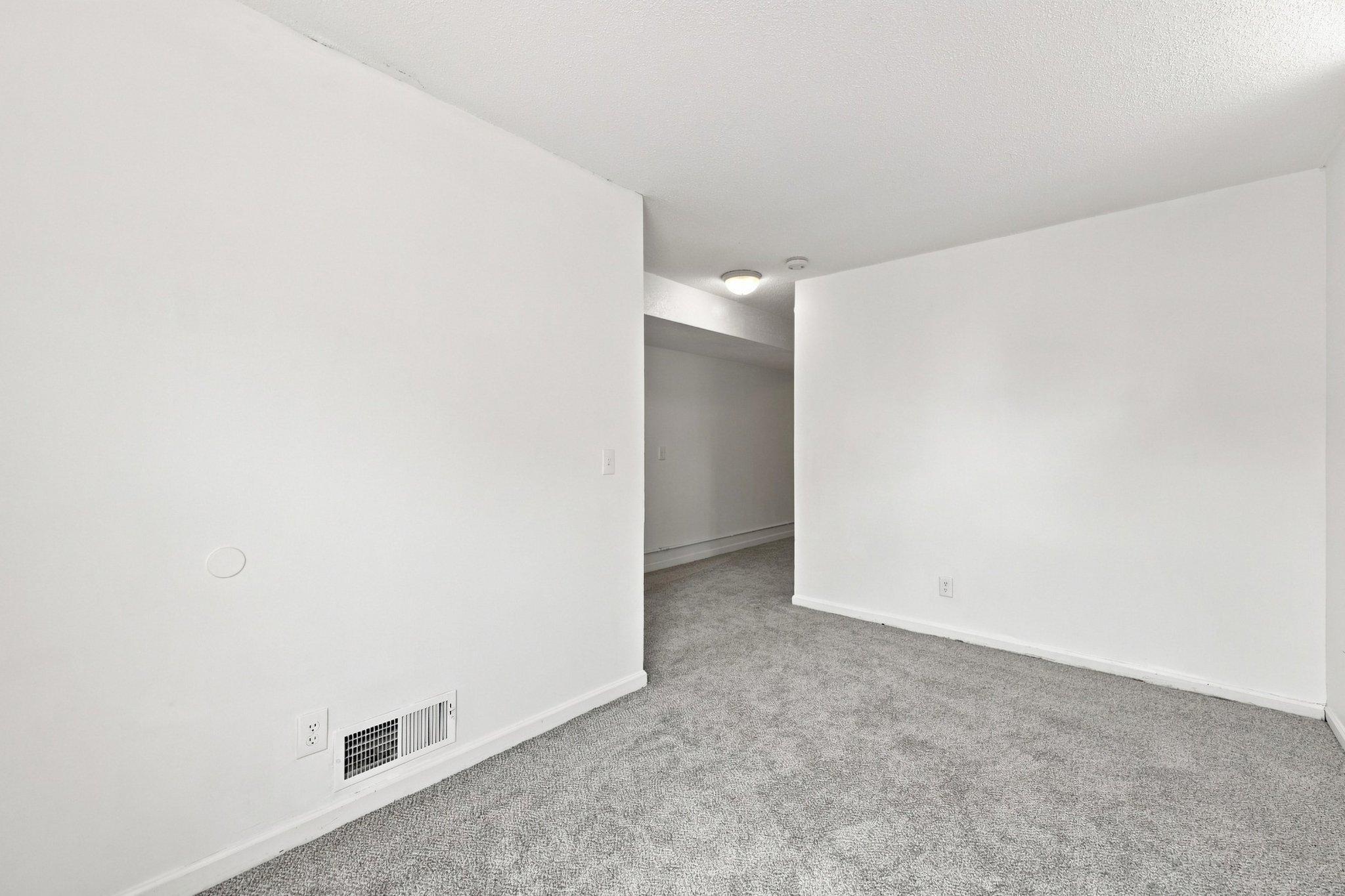 View of Residential Income at 518 37th Avenue, Minneapolis MN 55421, Minneapolis (37 of 69) - Mike Wilen | Minnesota Team Real Estate