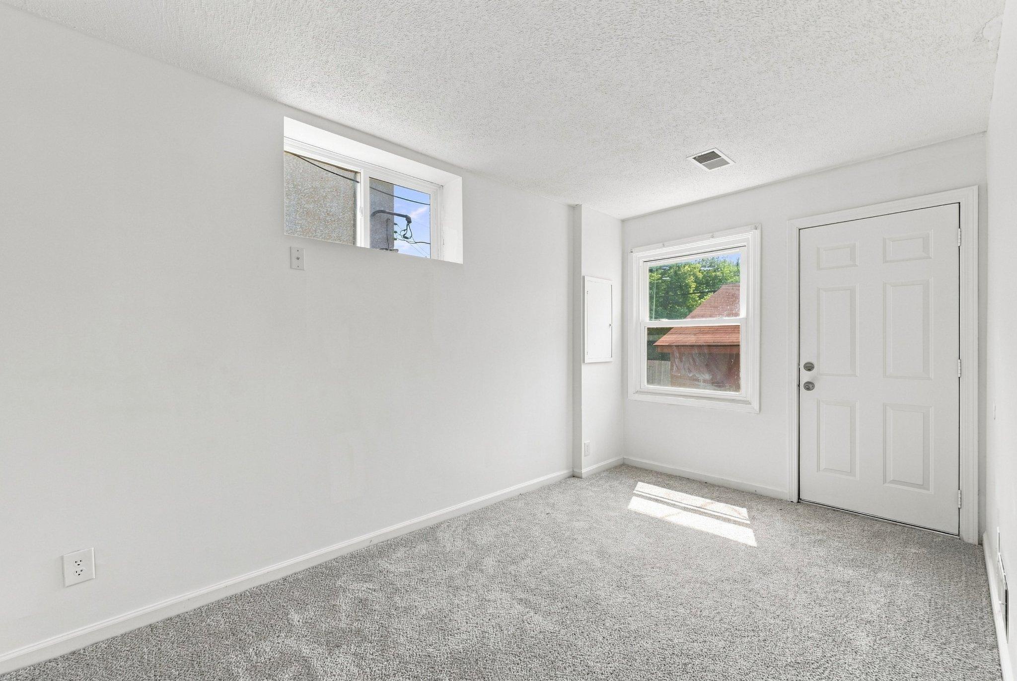 View of Residential Income at 518 37th Avenue, Minneapolis MN 55421, Minneapolis (38 of 69) - Mike Wilen | Minnesota Team Real Estate