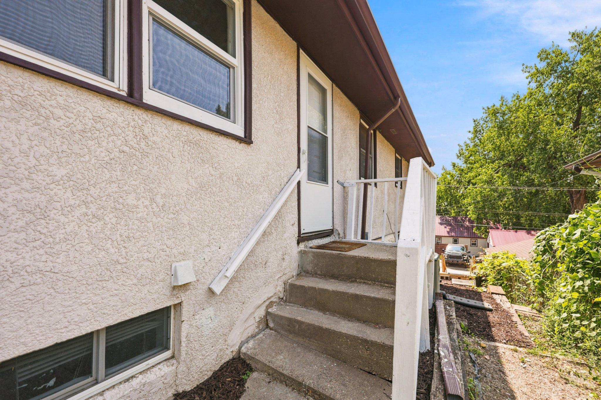 View of Residential Income at 518 37th Avenue, Minneapolis MN 55421, Minneapolis (58 of 69) - Mike Wilen | Minnesota Team Real Estate