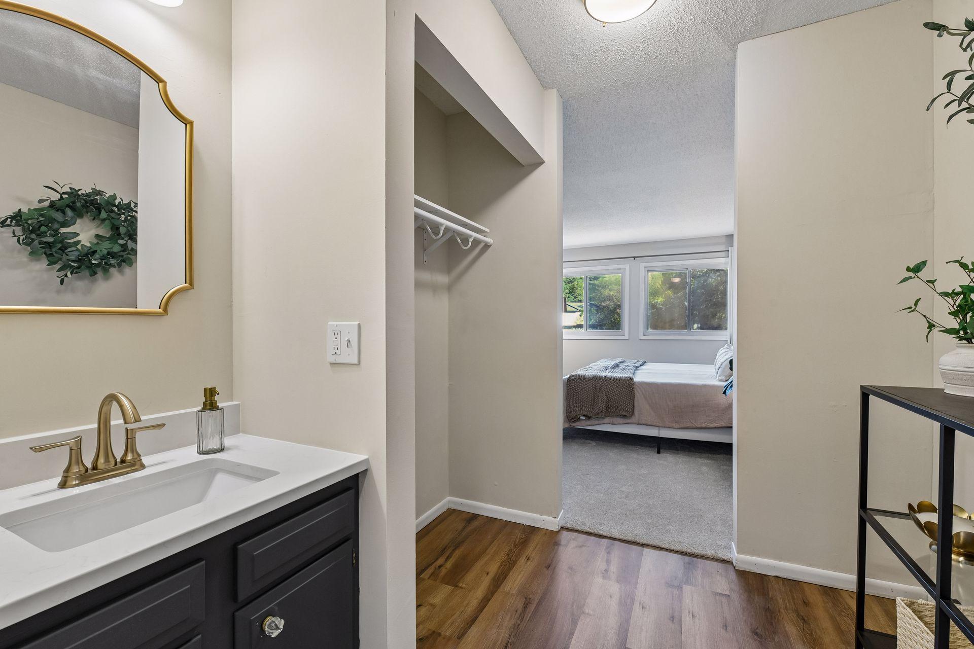 View of Residential at 8948 Neill Lake Road #B, Eden Prairie MN 55347, Eden Prairie (27 of 41) - Mike Wilen | Minnesota Team Real Estate