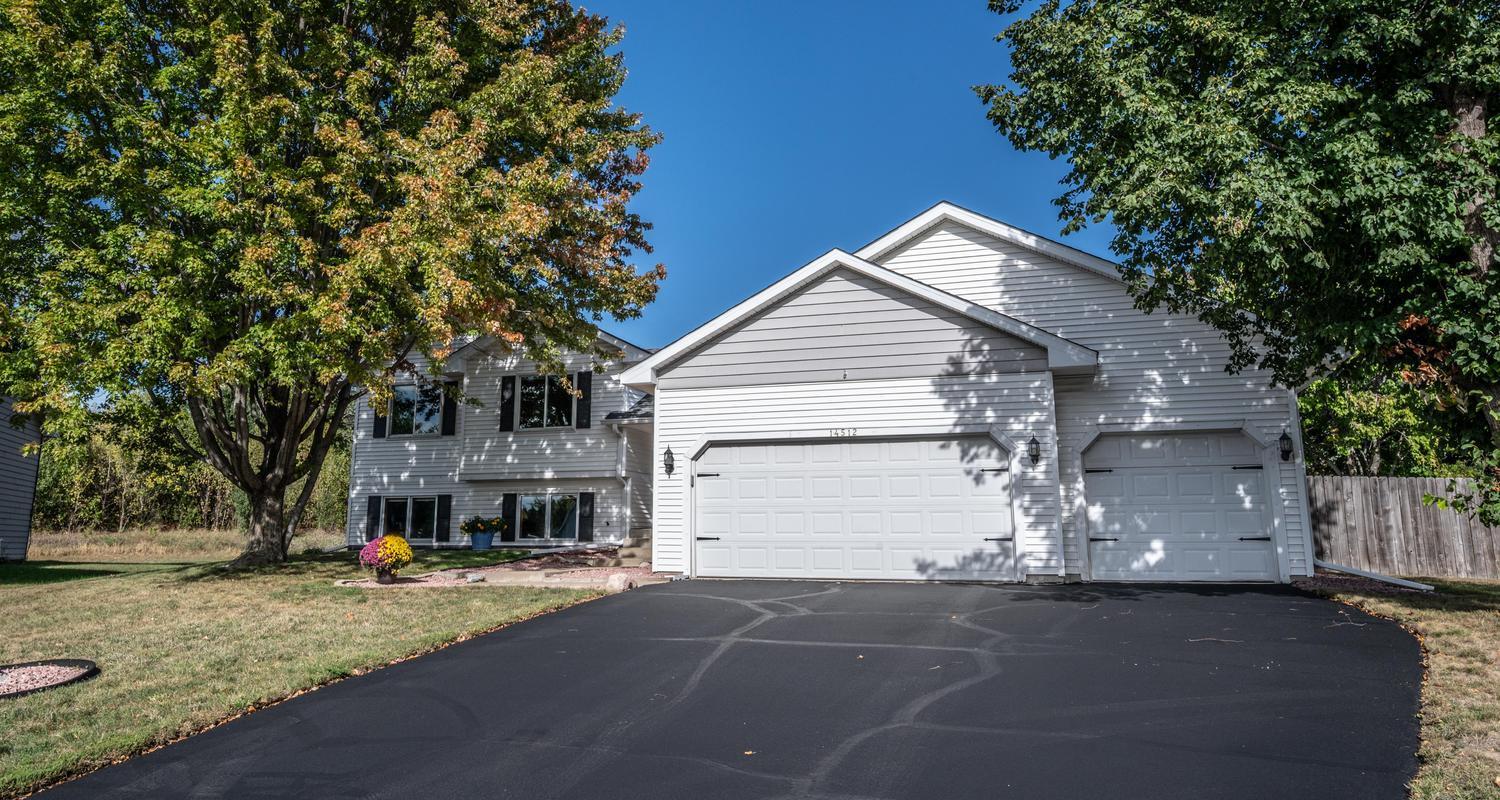 View of Residential at 14512 Hollow Park Court, Burnsville MN 55306, Burnsville (40 of 44) - Mike Wilen | Minnesota Team Real Estate