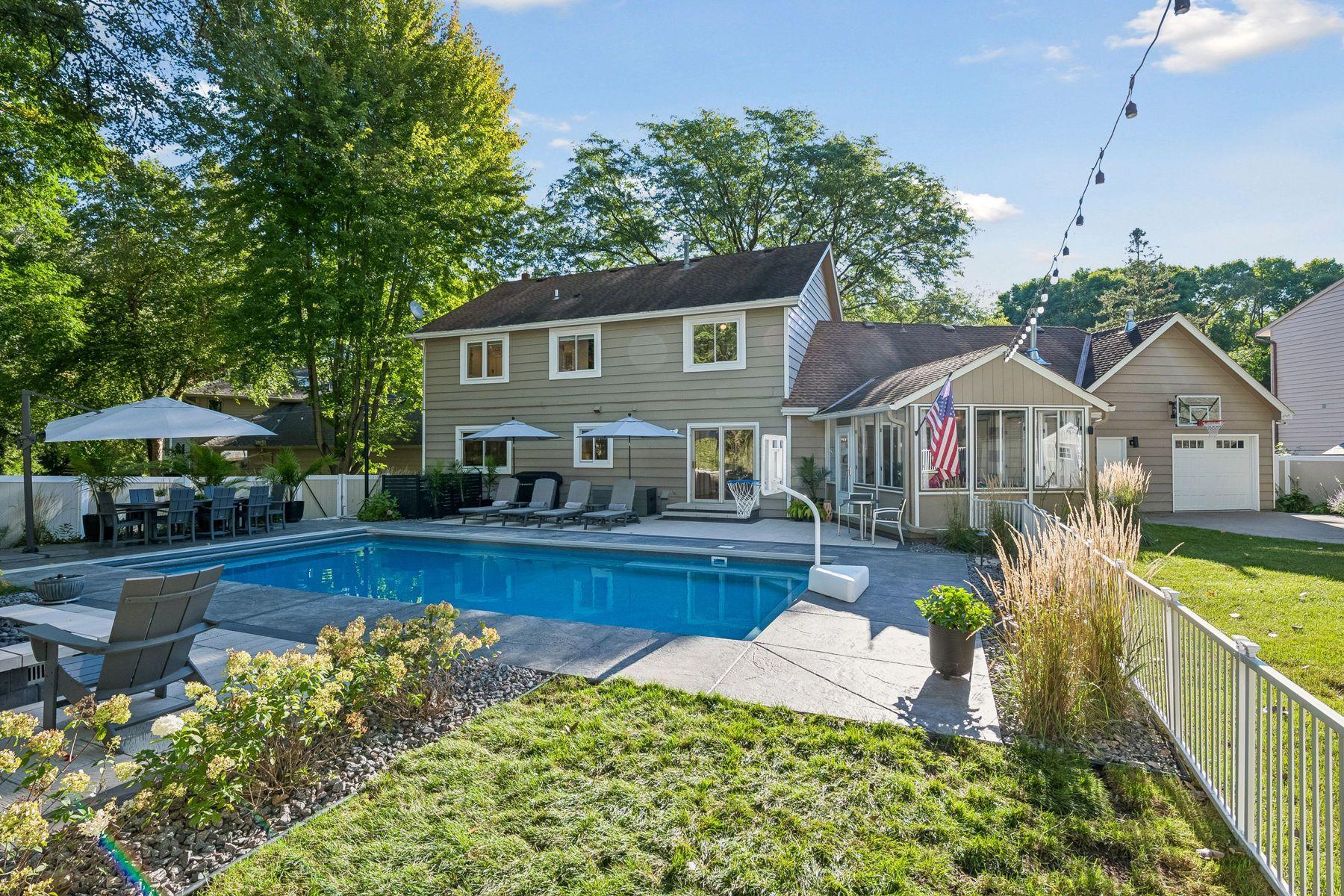 View of Residential at 8722 Sandro Road, Bloomington MN 55438, Bloomington (77 of 97) - Mike Wilen | Minnesota Team Real Estate