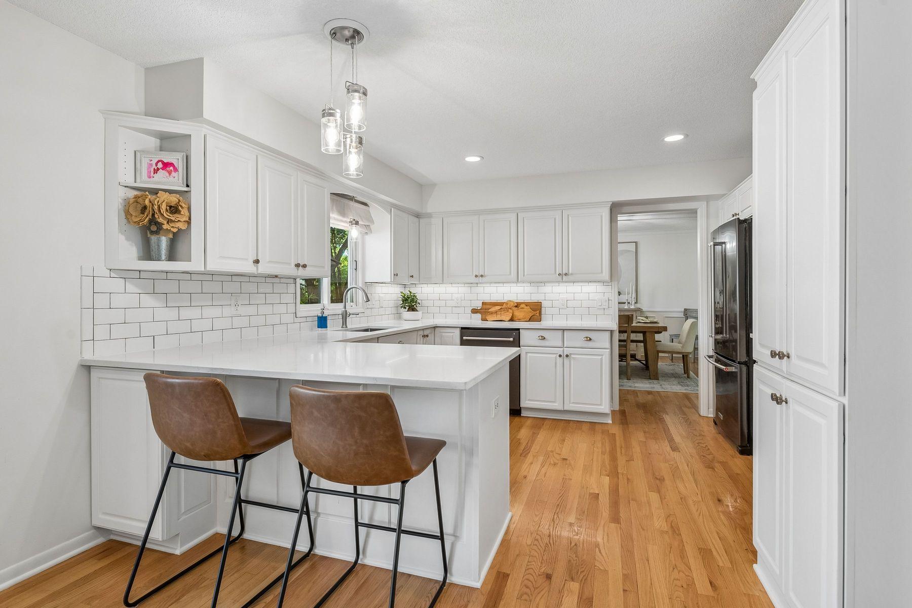 View of Residential at 8722 Sandro Road, Bloomington MN 55438, Bloomington (29 of 97) - Mike Wilen | Minnesota Team Real Estate