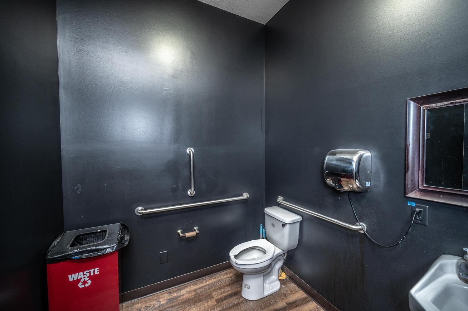 View of Commercial Sale at 298 University Avenue, Saint Paul MN 55103, Saint Paul (36 of 37) - Mike Wilen | Minnesota Team Real Estate
