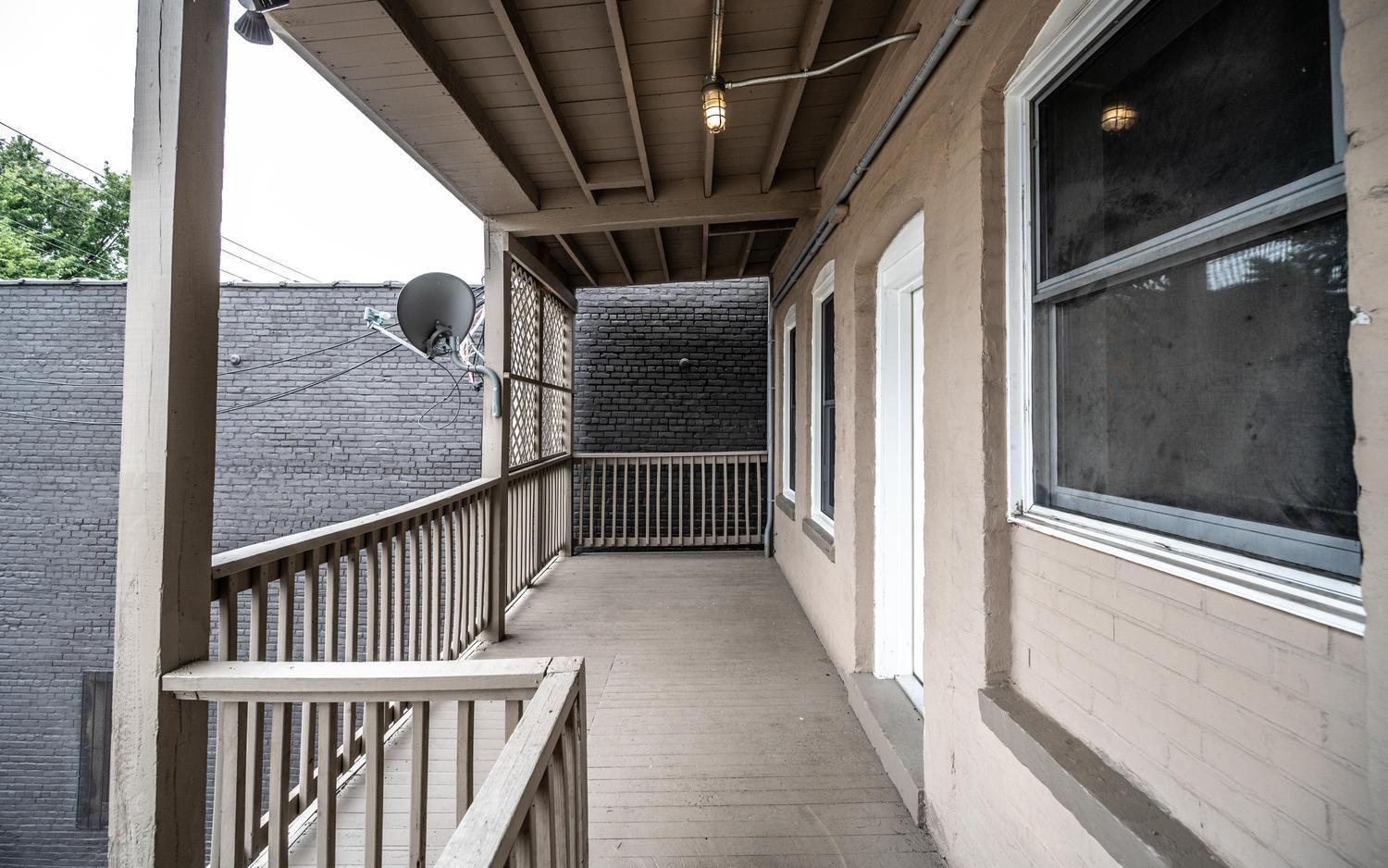 View of Commercial Sale at 298 University Avenue, Saint Paul MN 55103, Saint Paul (30 of 37) - Mike Wilen | Minnesota Team Real Estate