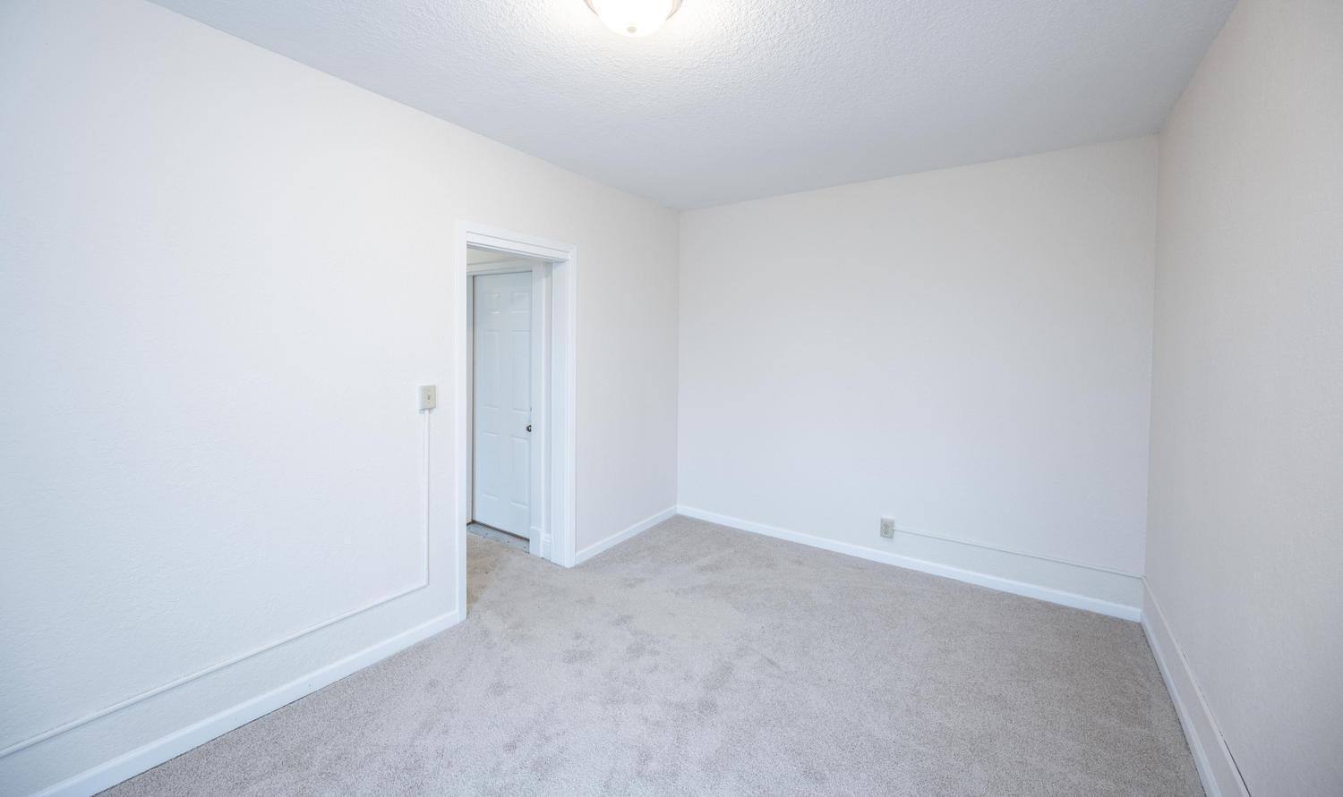 View of Commercial Sale at 298 University Avenue, Saint Paul MN 55103, Saint Paul (16 of 37) - Mike Wilen | Minnesota Team Real Estate