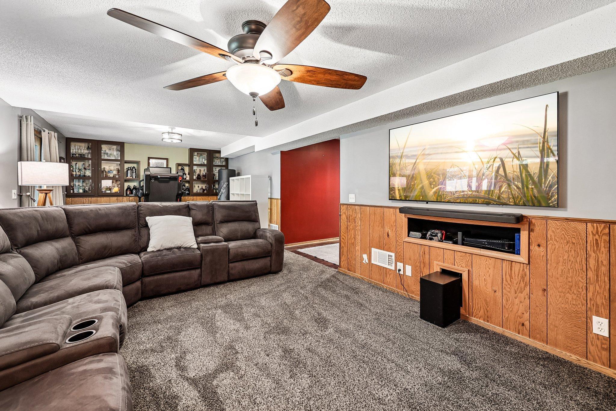 View of Residential at 12501 63rd Avenue, Maple Grove MN 55369, Maple Grove (29 of 55) - Mike Wilen | Minnesota Team Real Estate