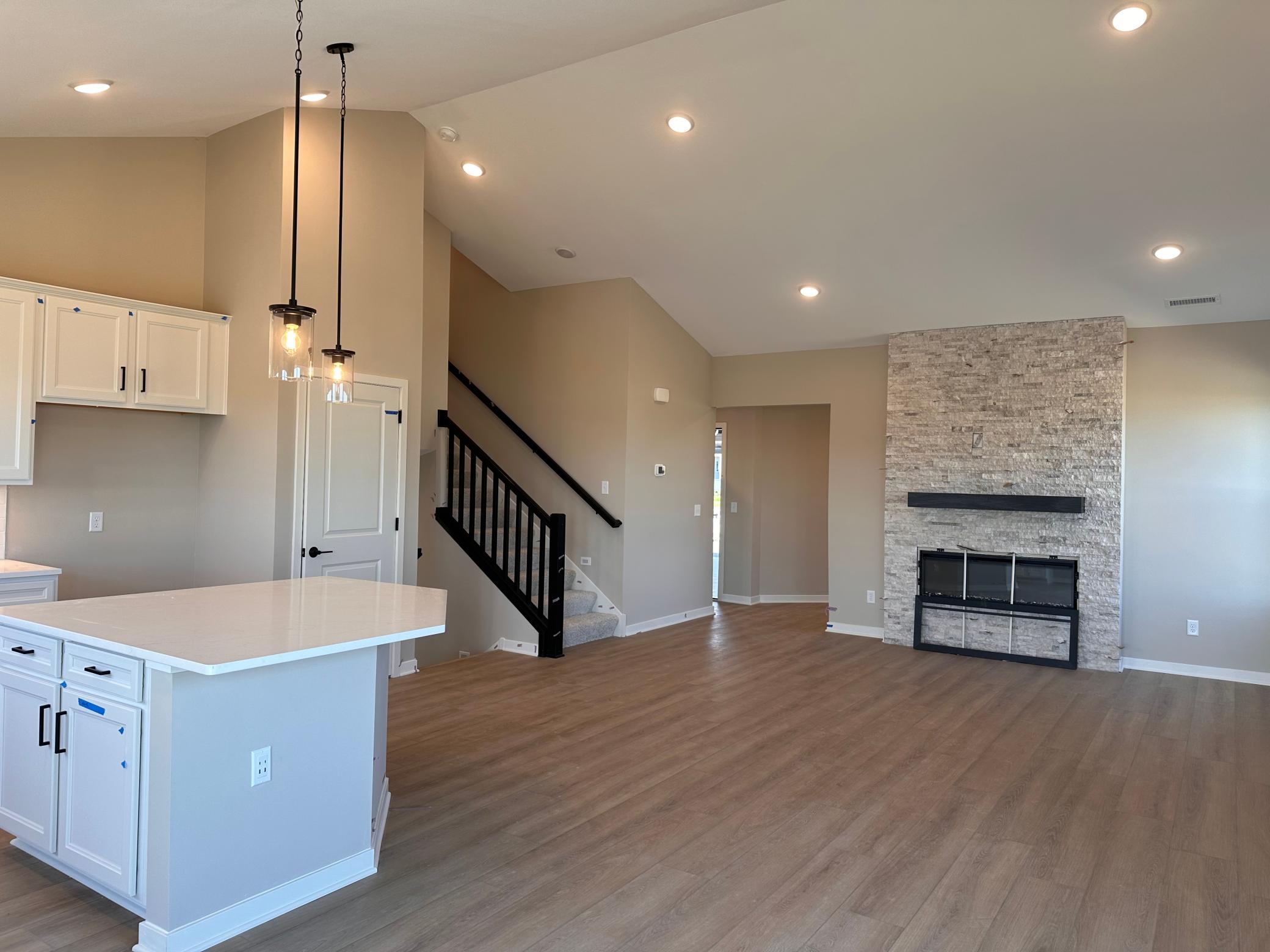 View of Residential at 1649 Lund Way, Shakopee MN 55379, Shakopee (6 of 32) - Mike Wilen | Minnesota Team Real Estate